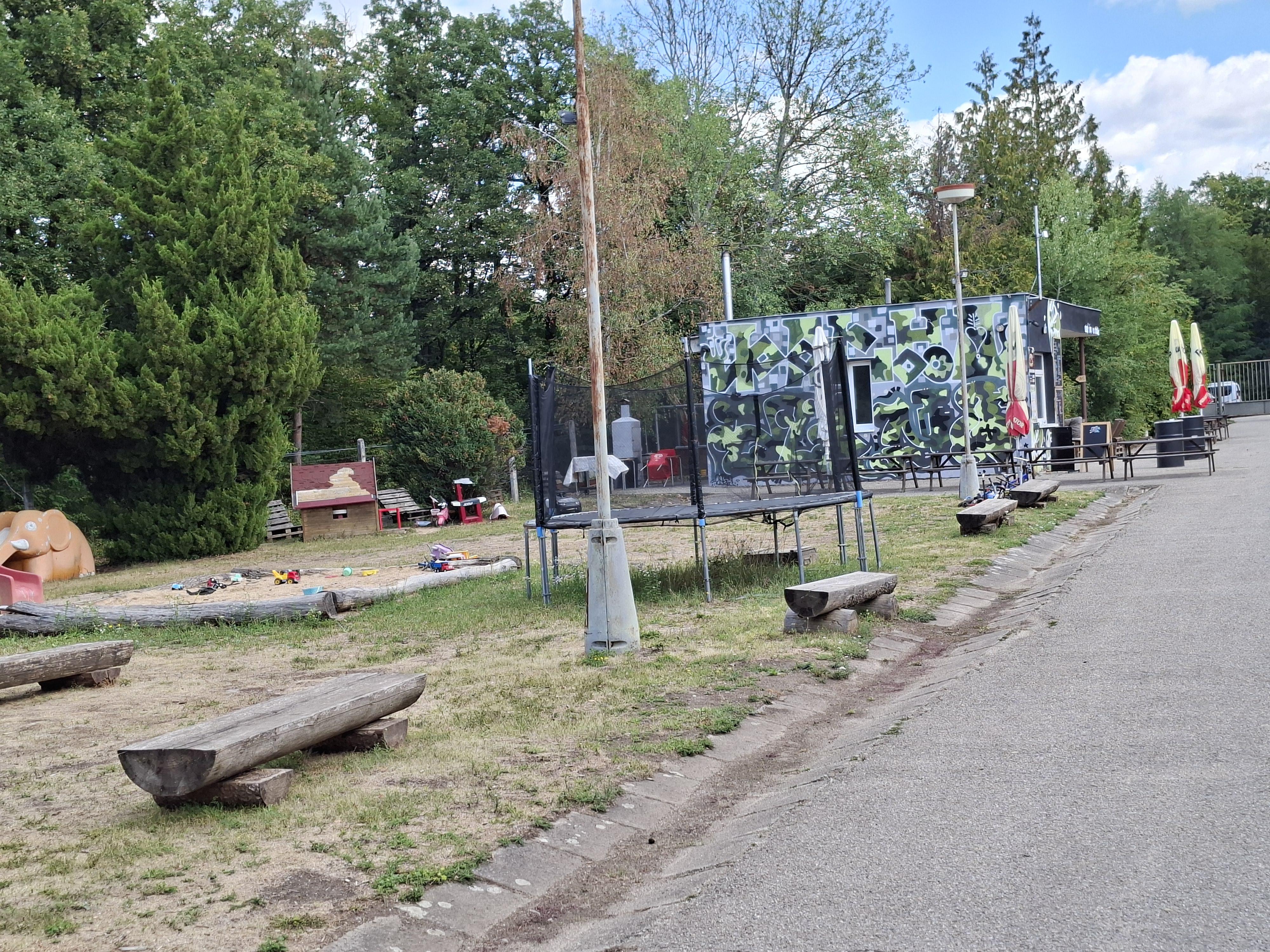 KIOSEK NA BUNKRU