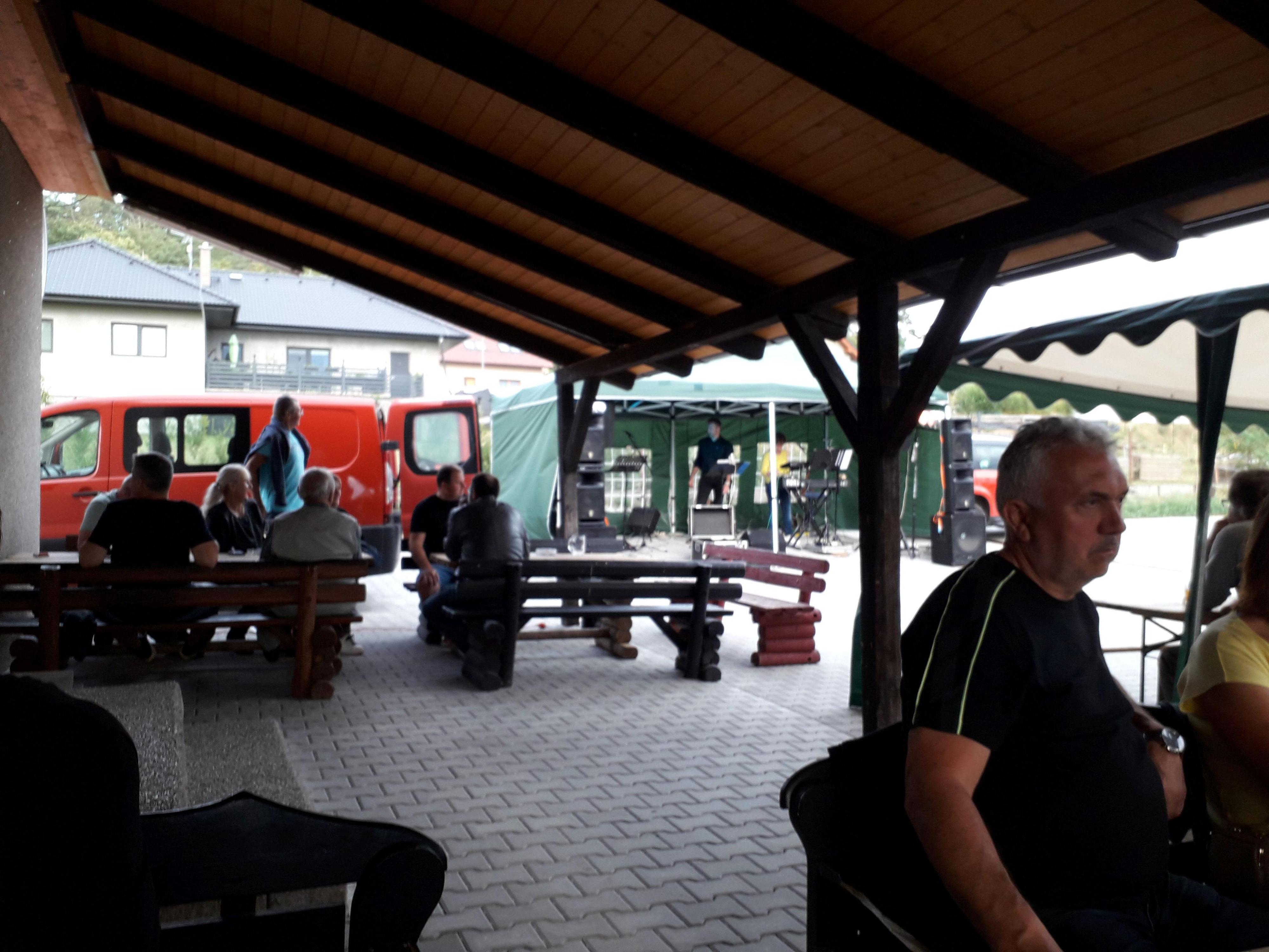 Občerstvení Roupov foto 2