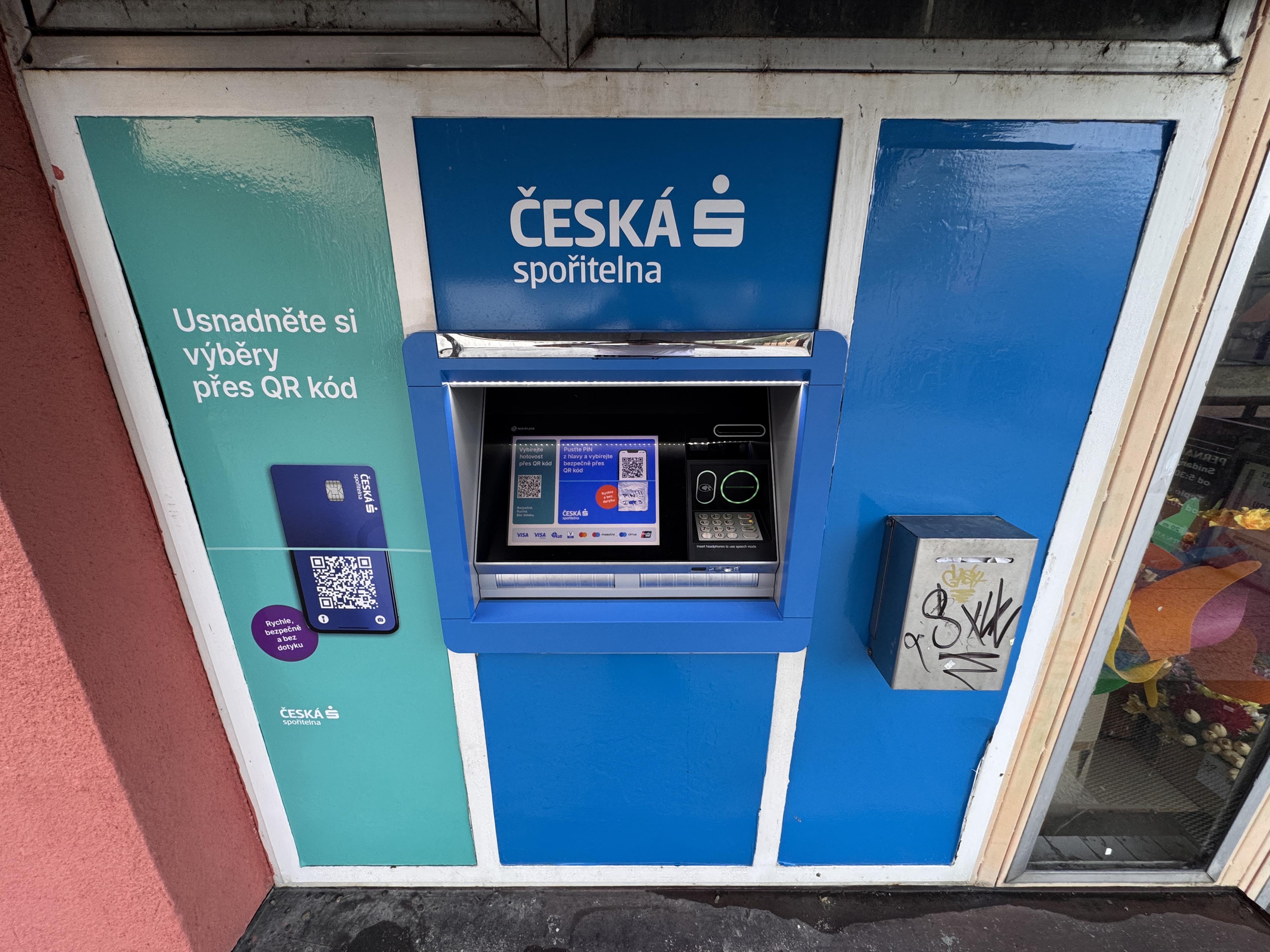 Bankomat České spořitelny foto 2