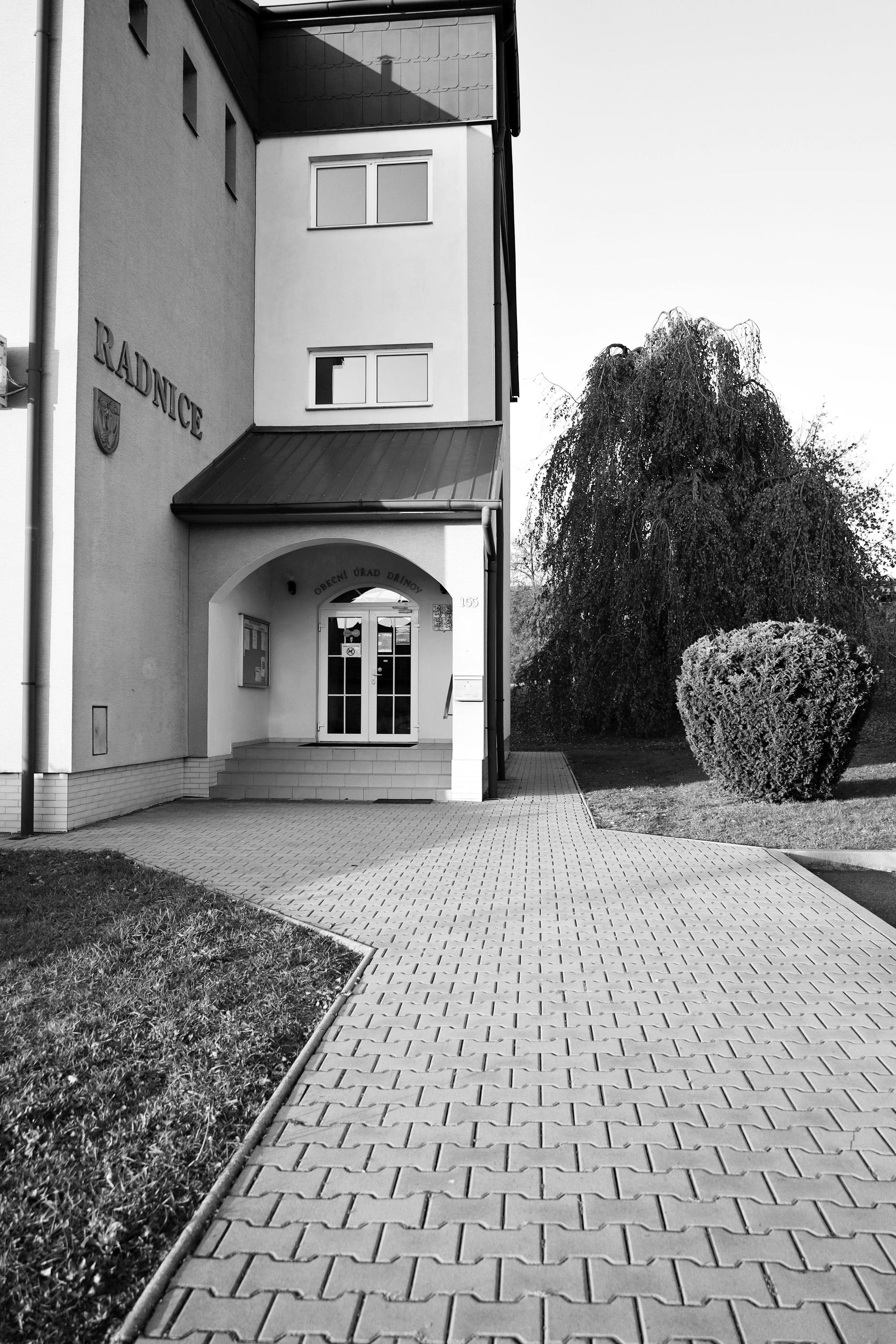 Dřínov - obecní úřad foto 2