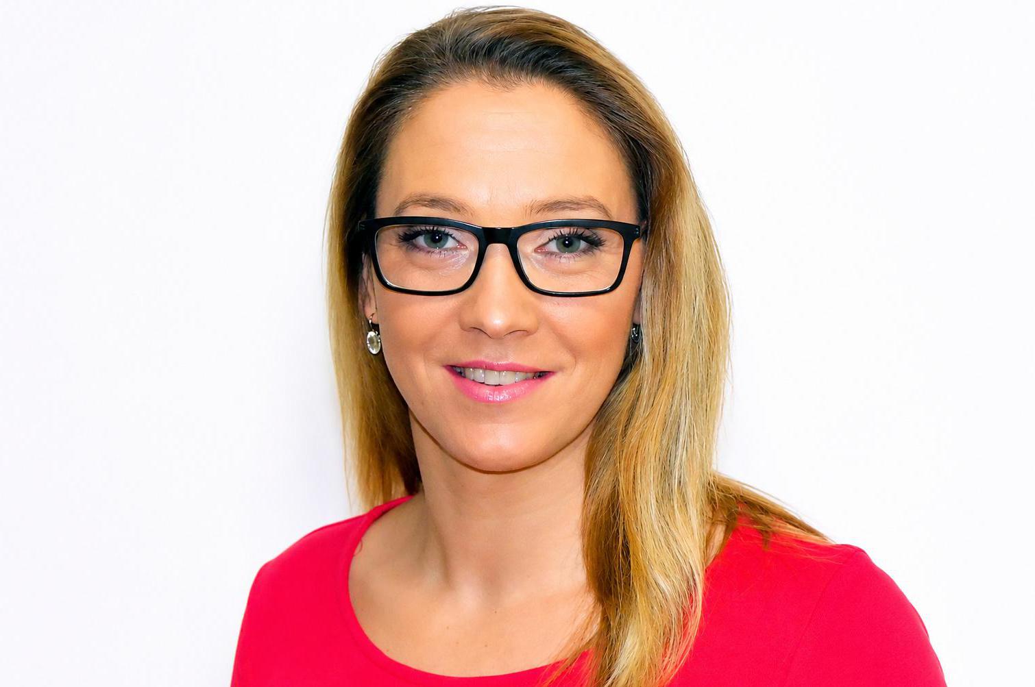 Eliška Kolomazníková, DiS - makléřka RE/MAX G8 Reality