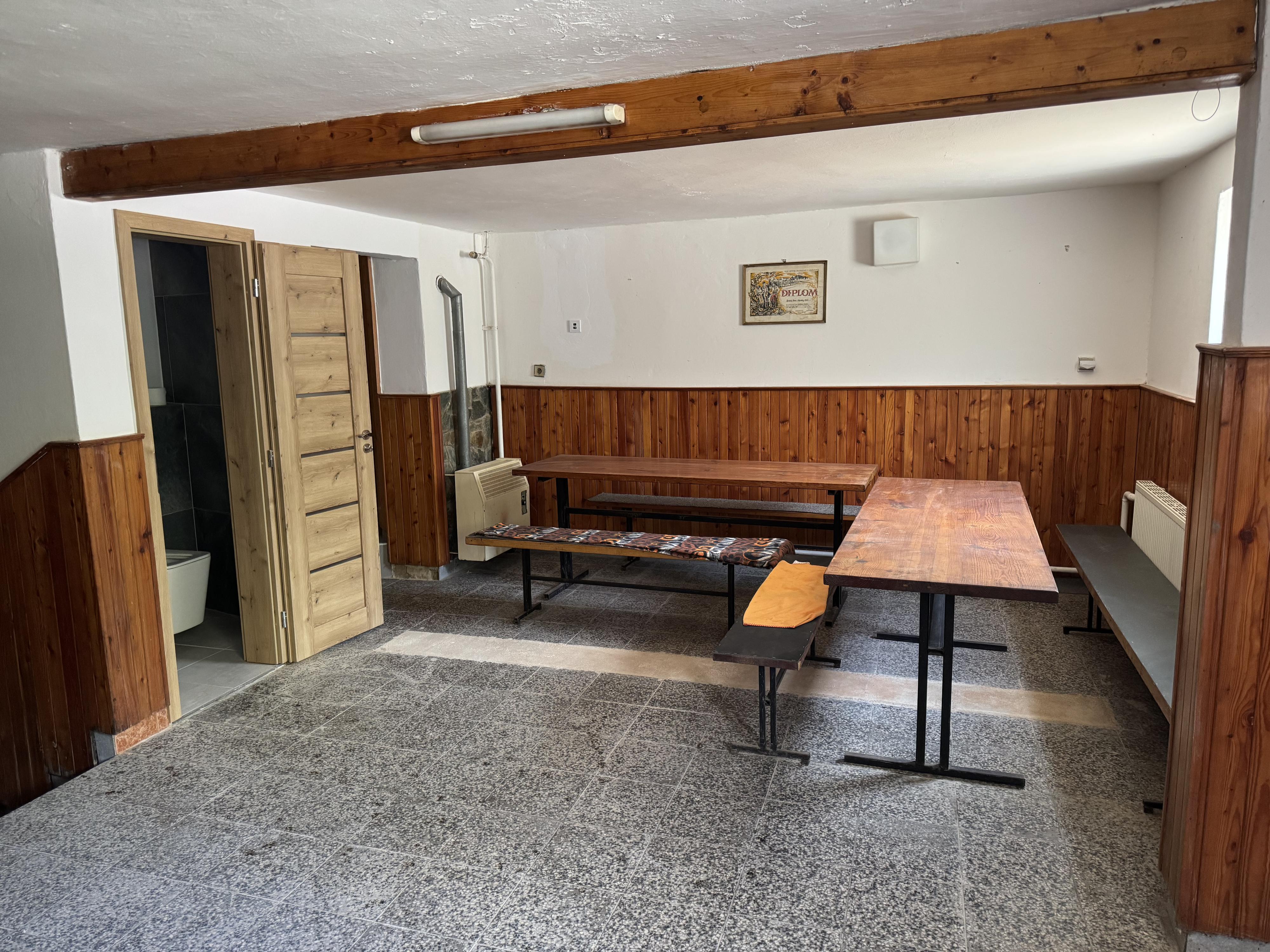Apartment sklep 33E