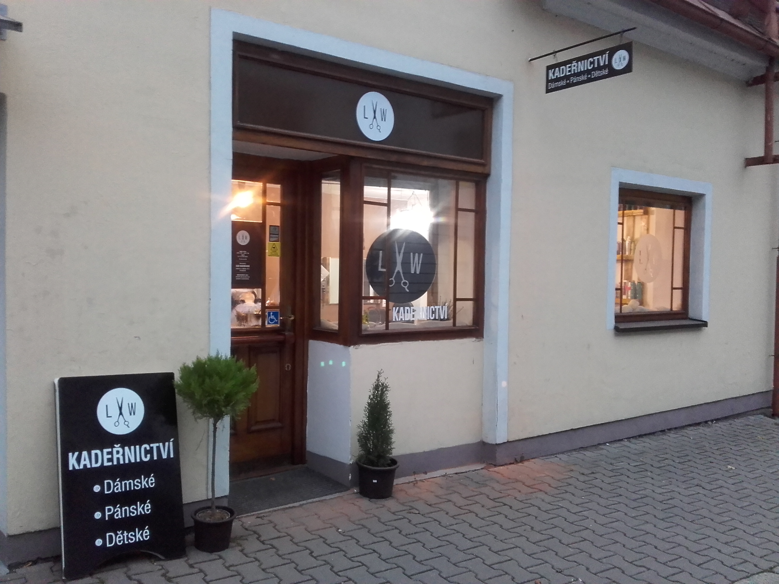 Kadeřnictví - LW foto 3