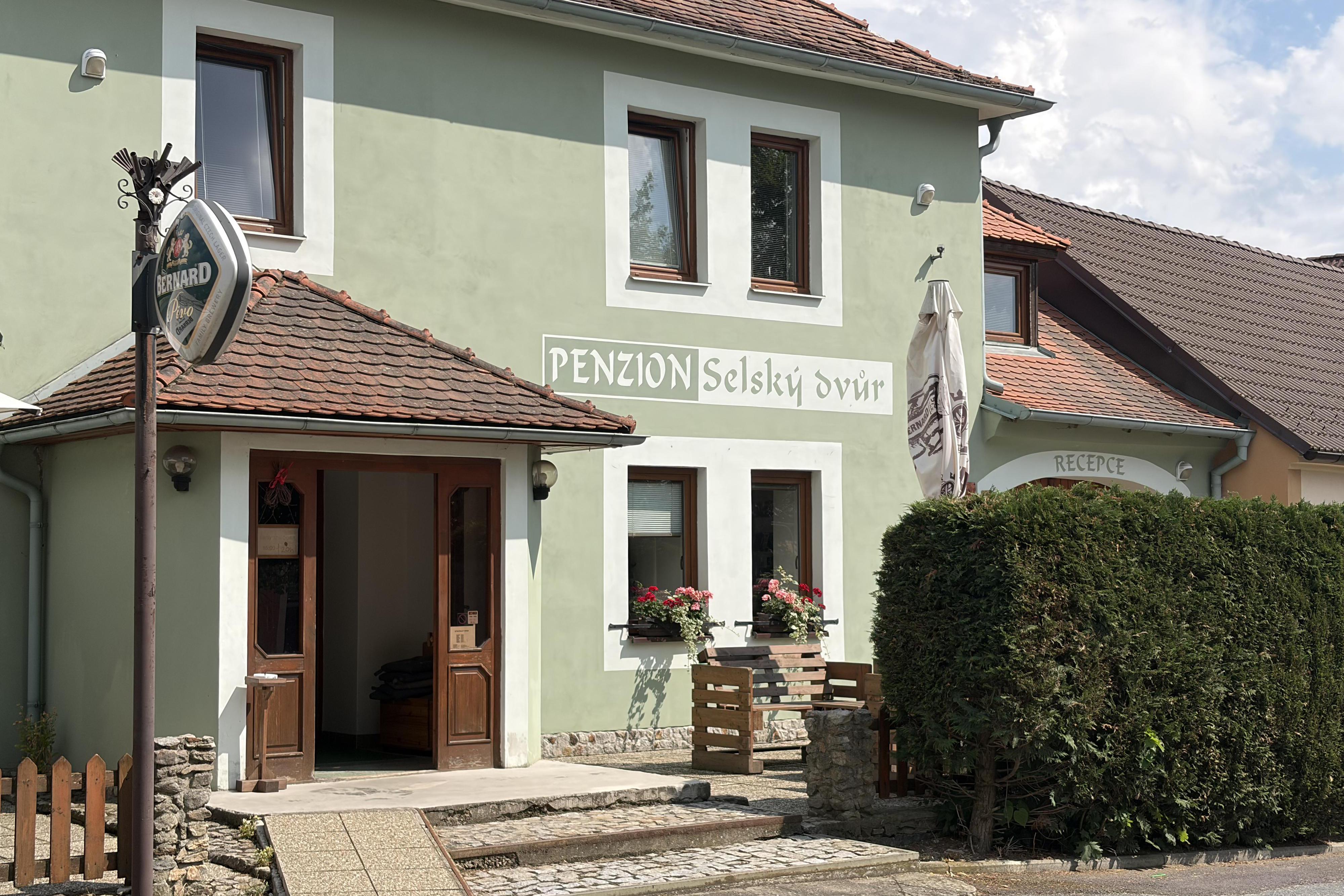 Hostinec Selský dvůr