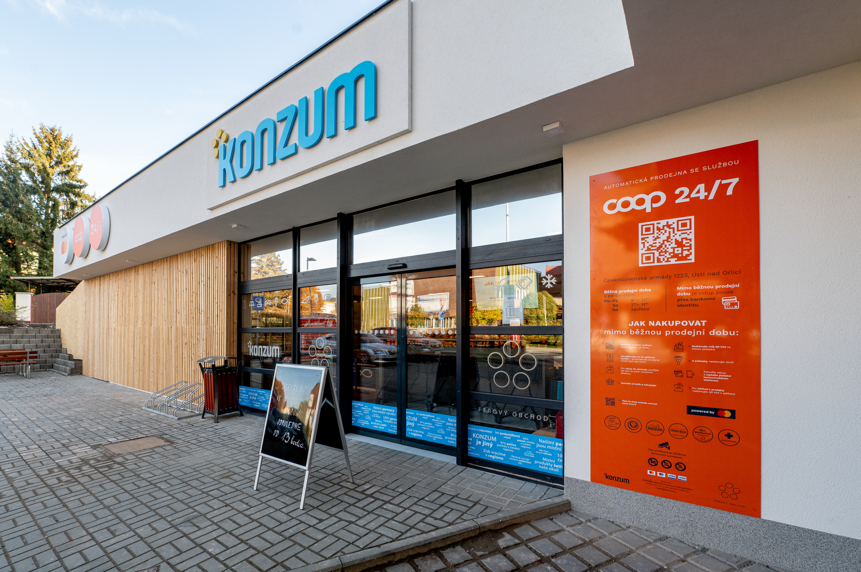 Konzum Cafe foto 2