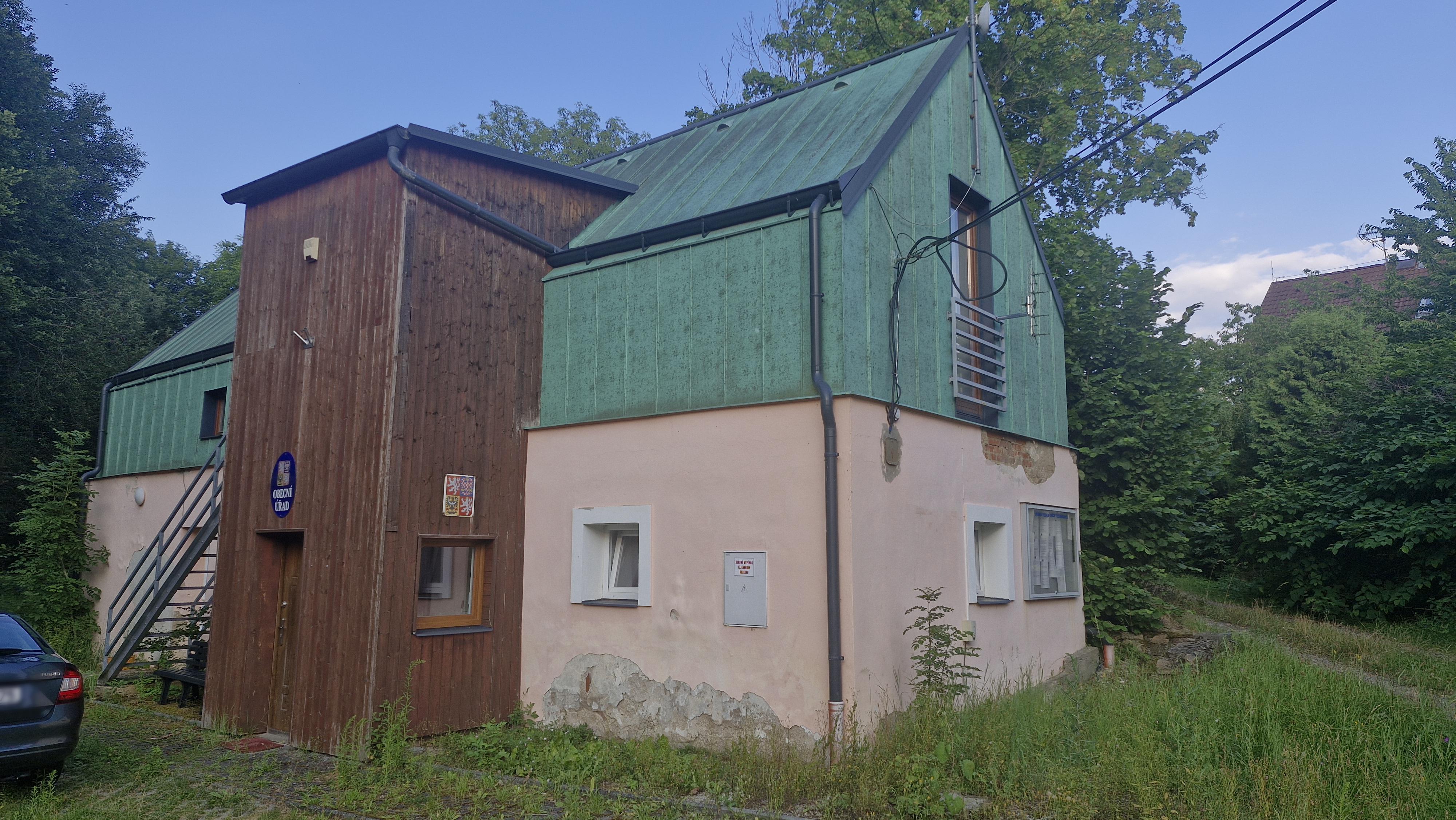 Těchařovice - obecní úřad