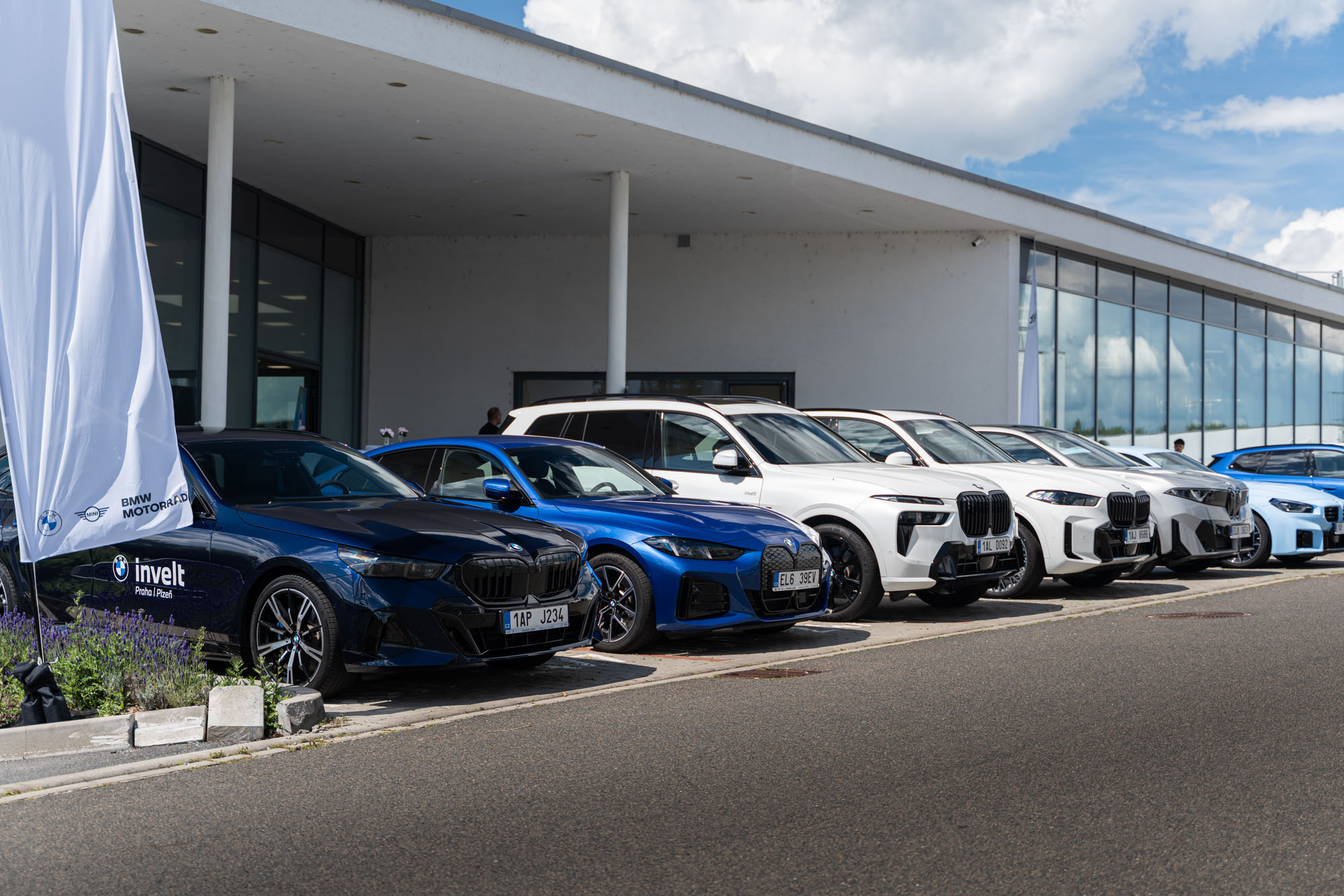 BMW invelt Plzeň - ojeté vozy foto 2