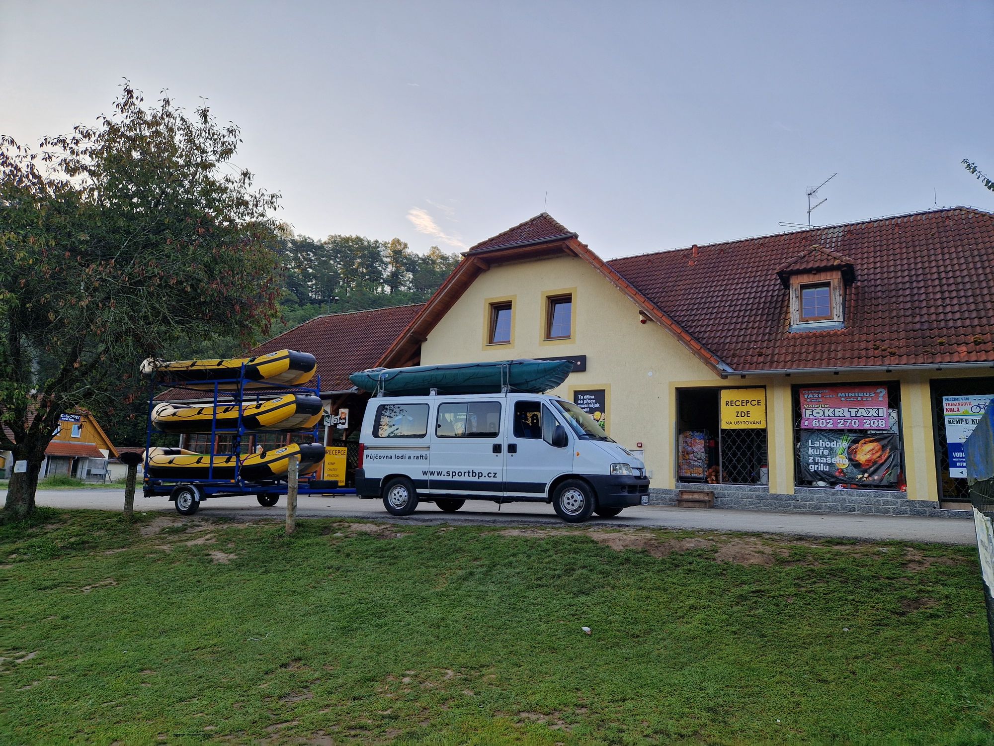 Sport BP - půjčovna raftů a lodí foto 3