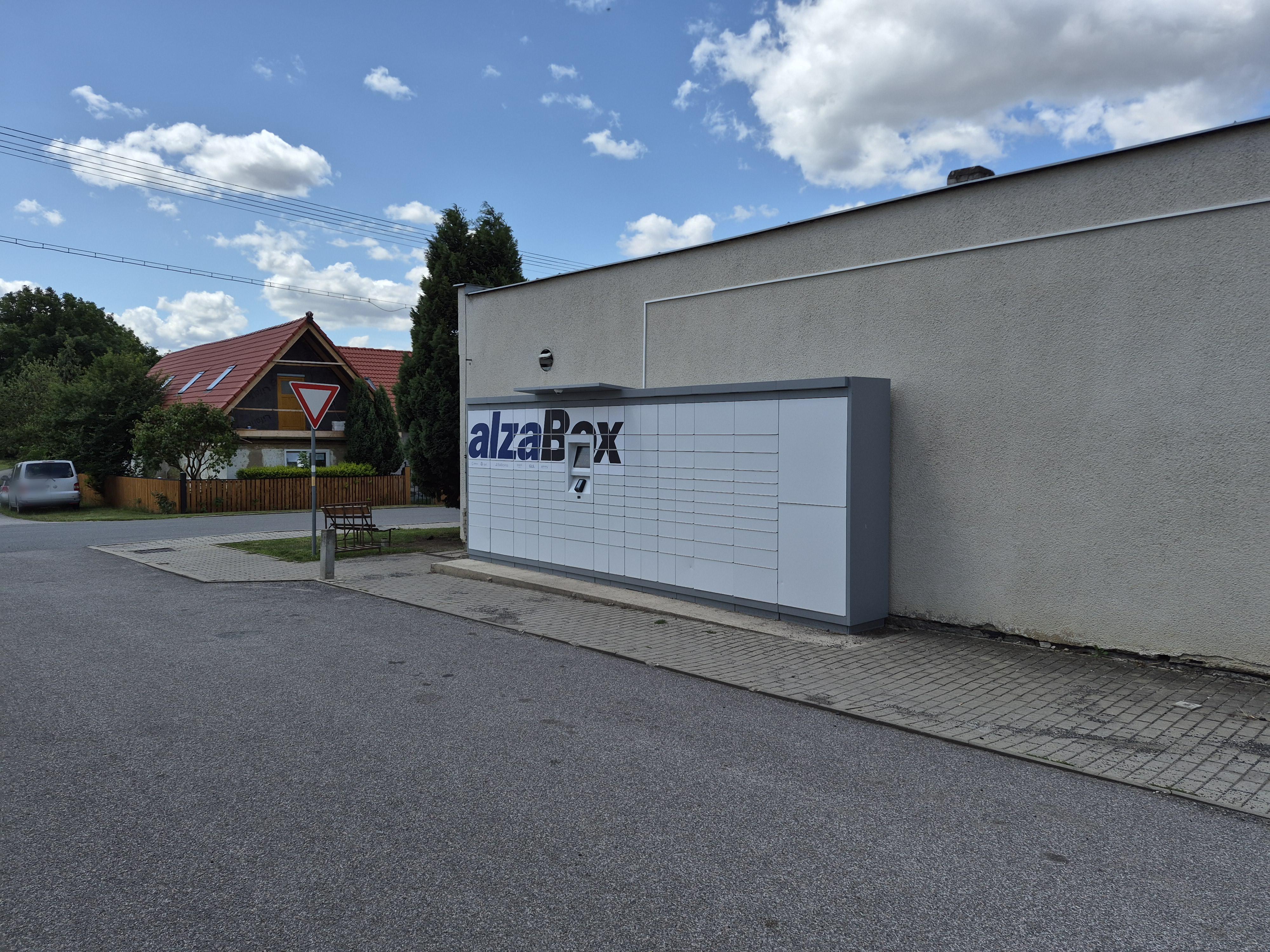 AlzaBox
