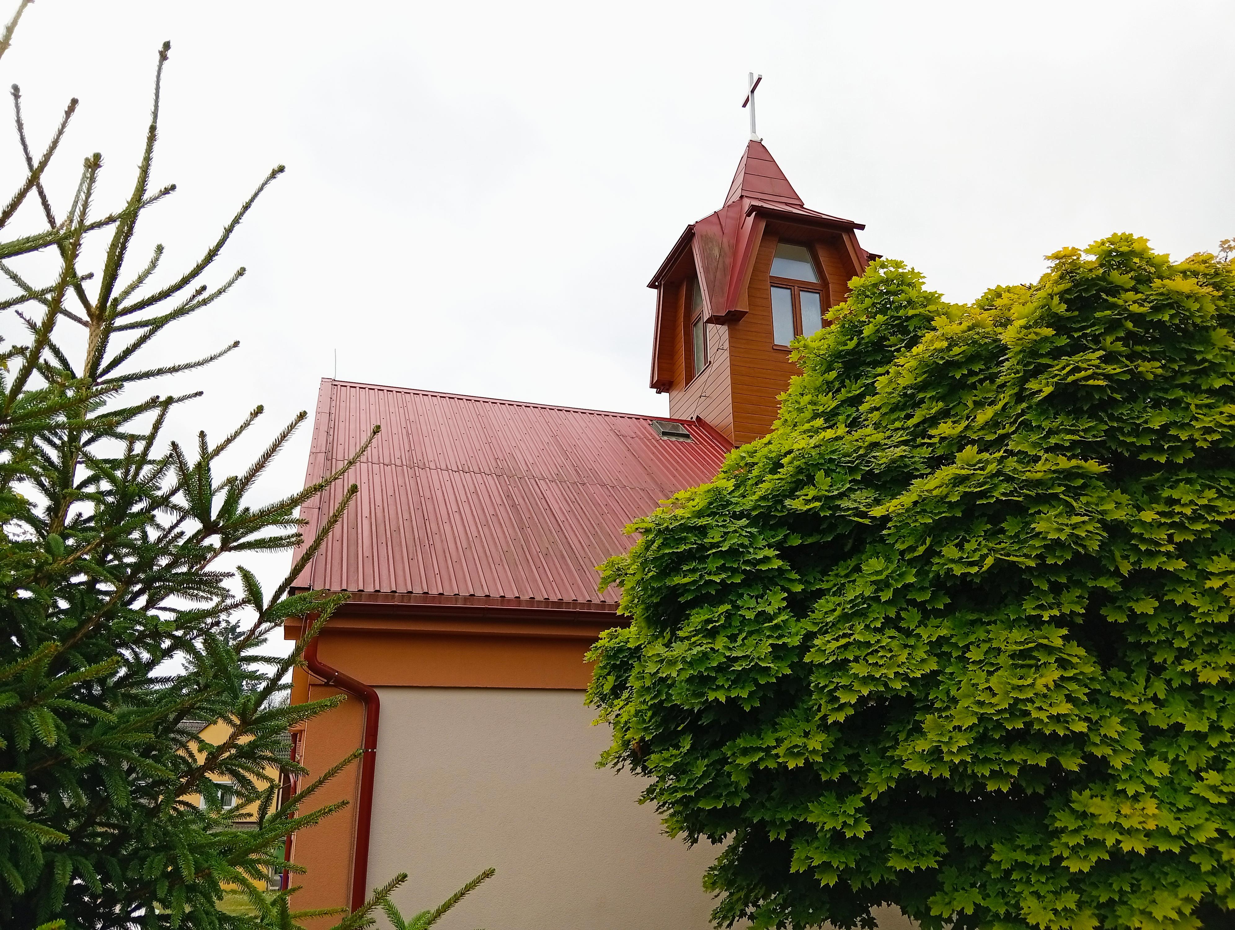Sbor Bratrské jednoty baptistů v Teplé foto 3