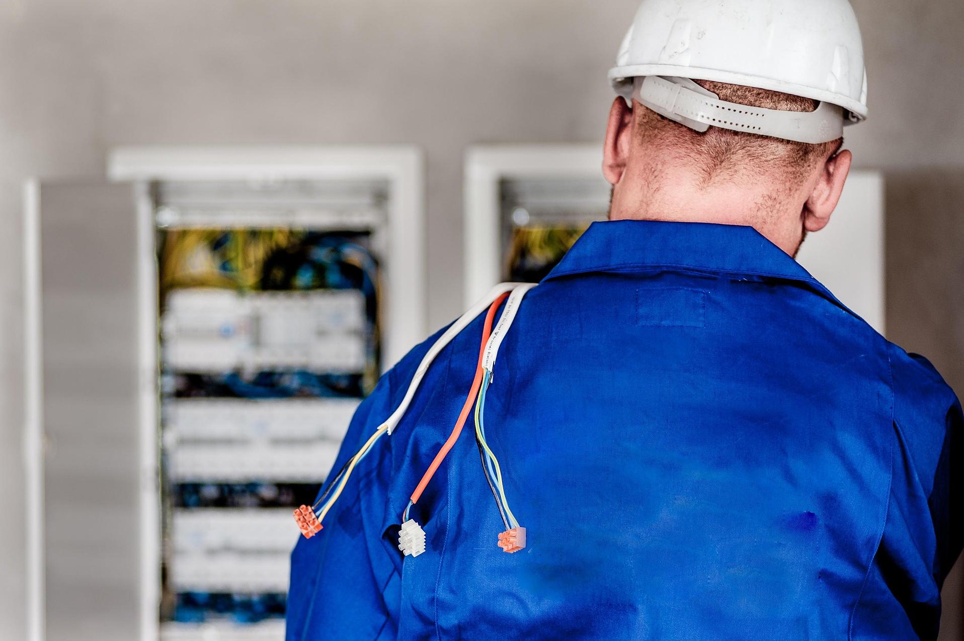 Elektrikář - Elektroinstalace na míru