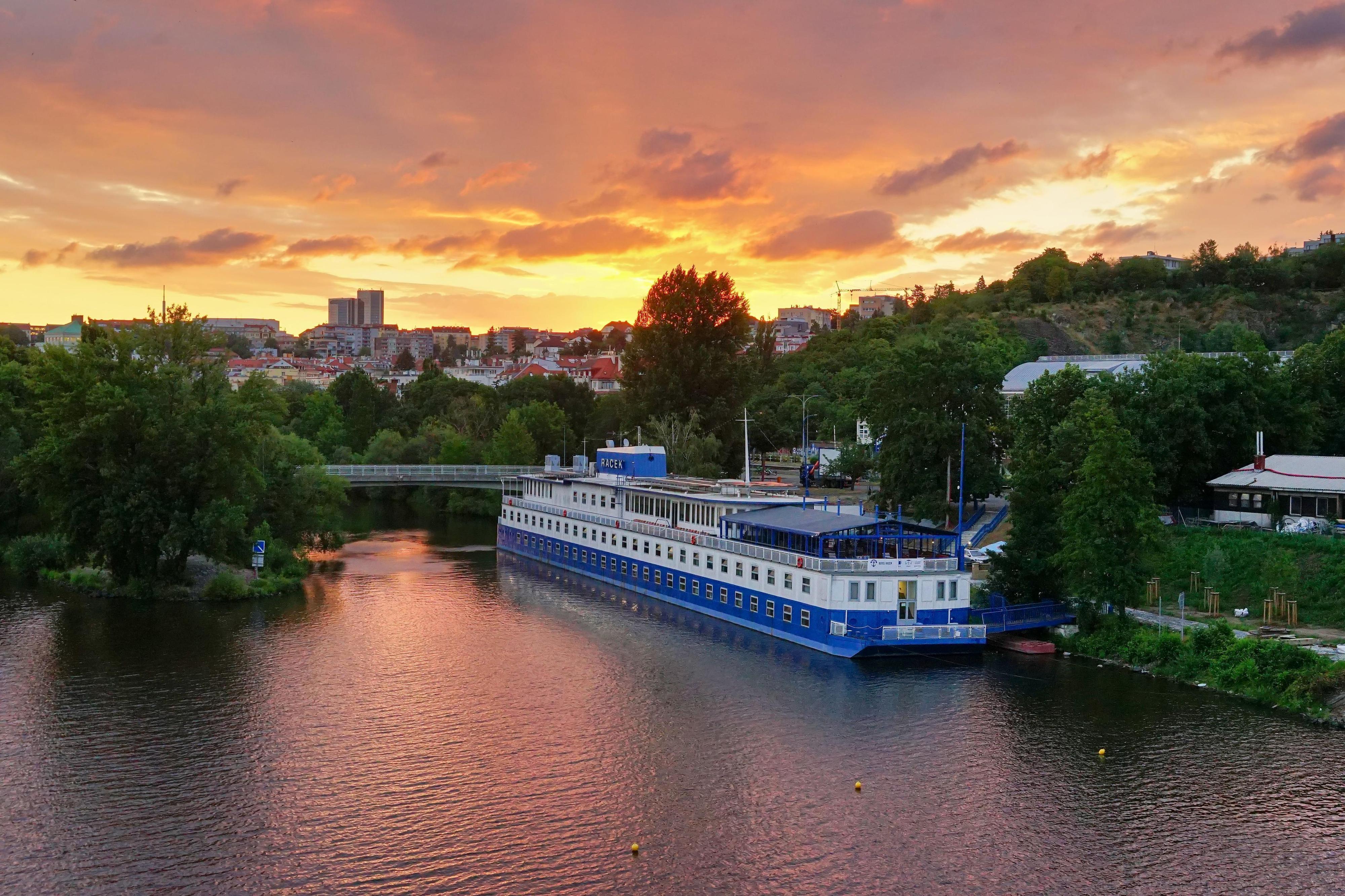Restaurace Botel Racek foto 2