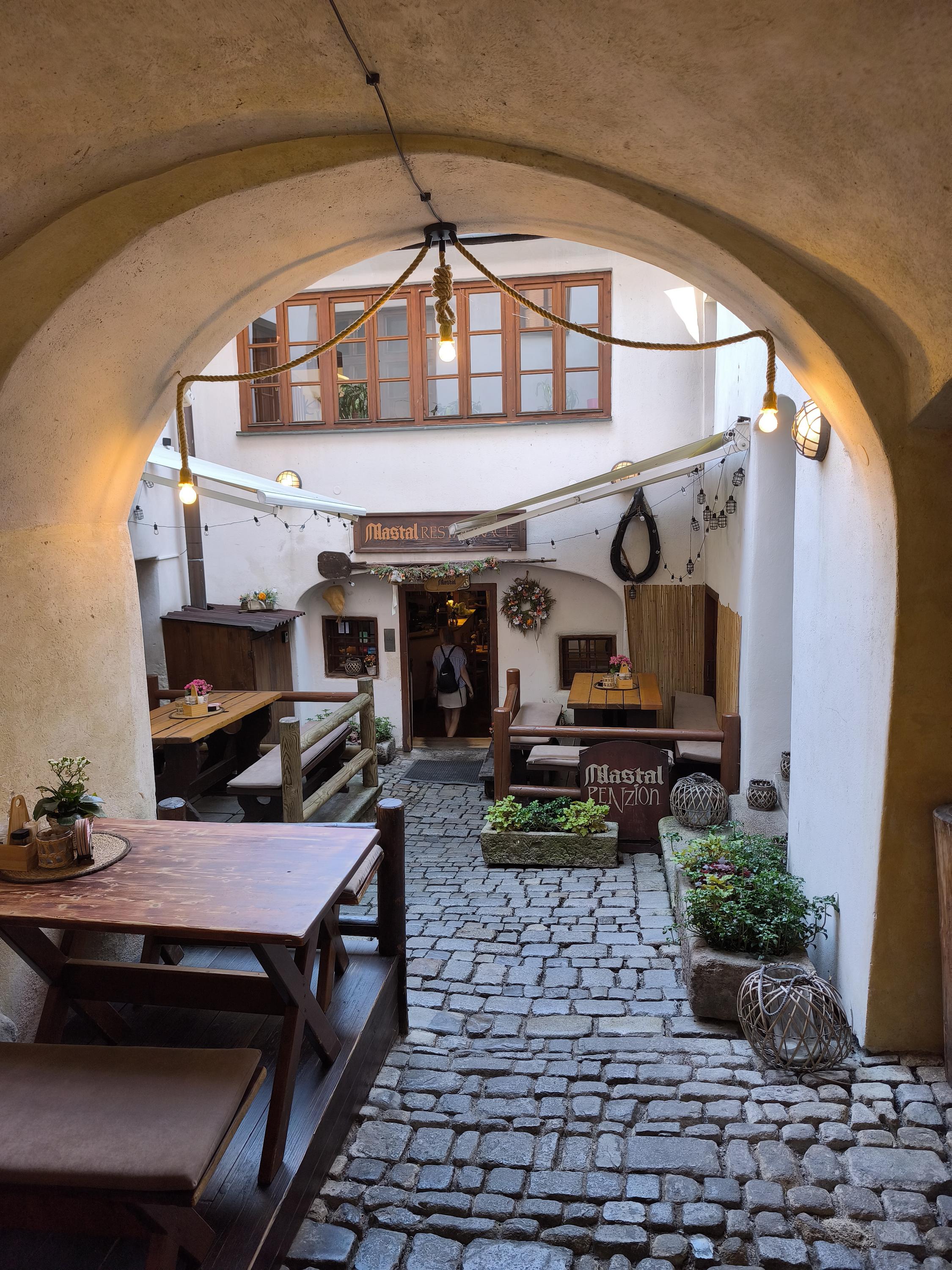 Restaurace Maštal foto 3