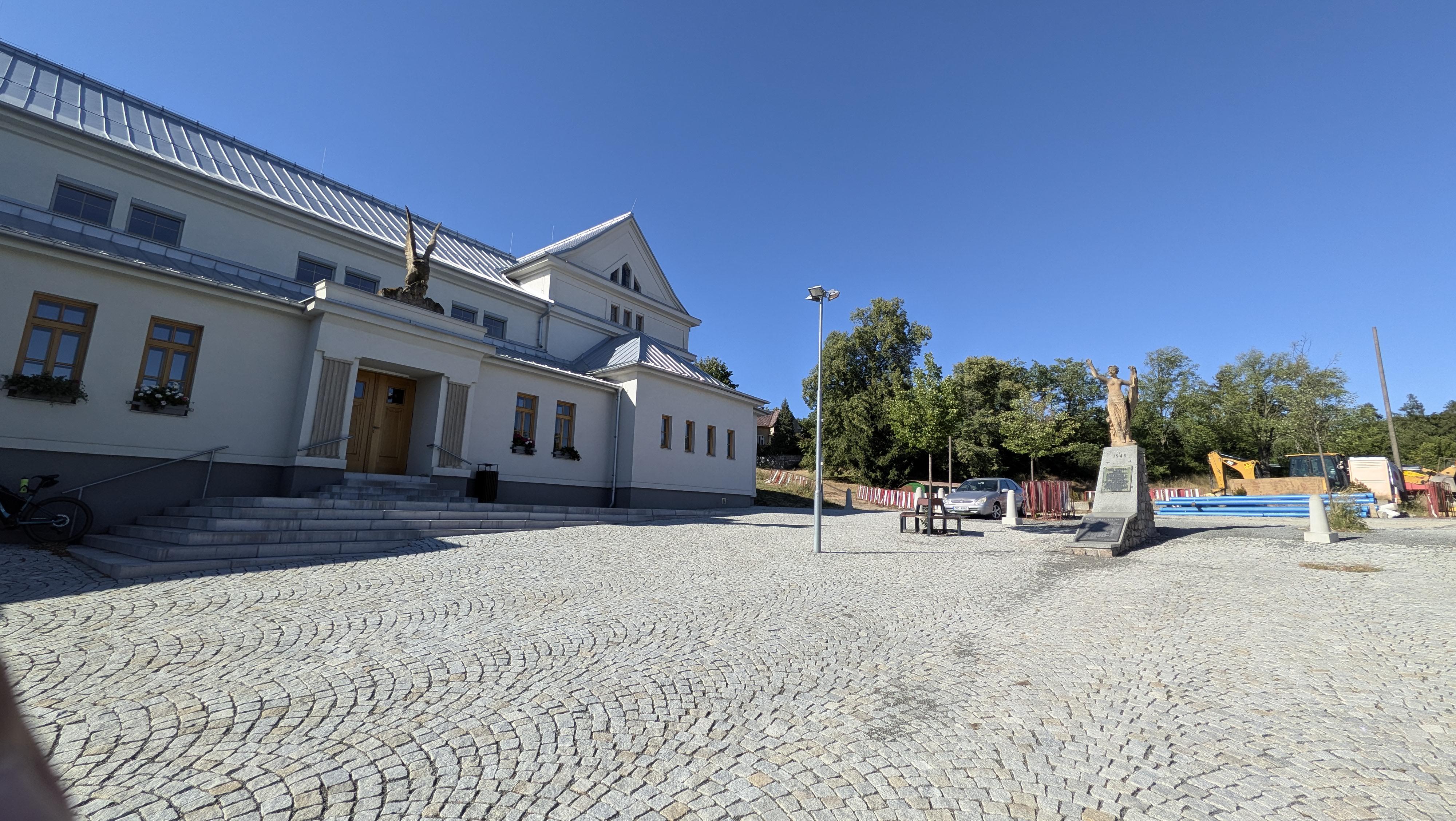 Všeobecná zdravotní pojišťovna České republiky foto 2