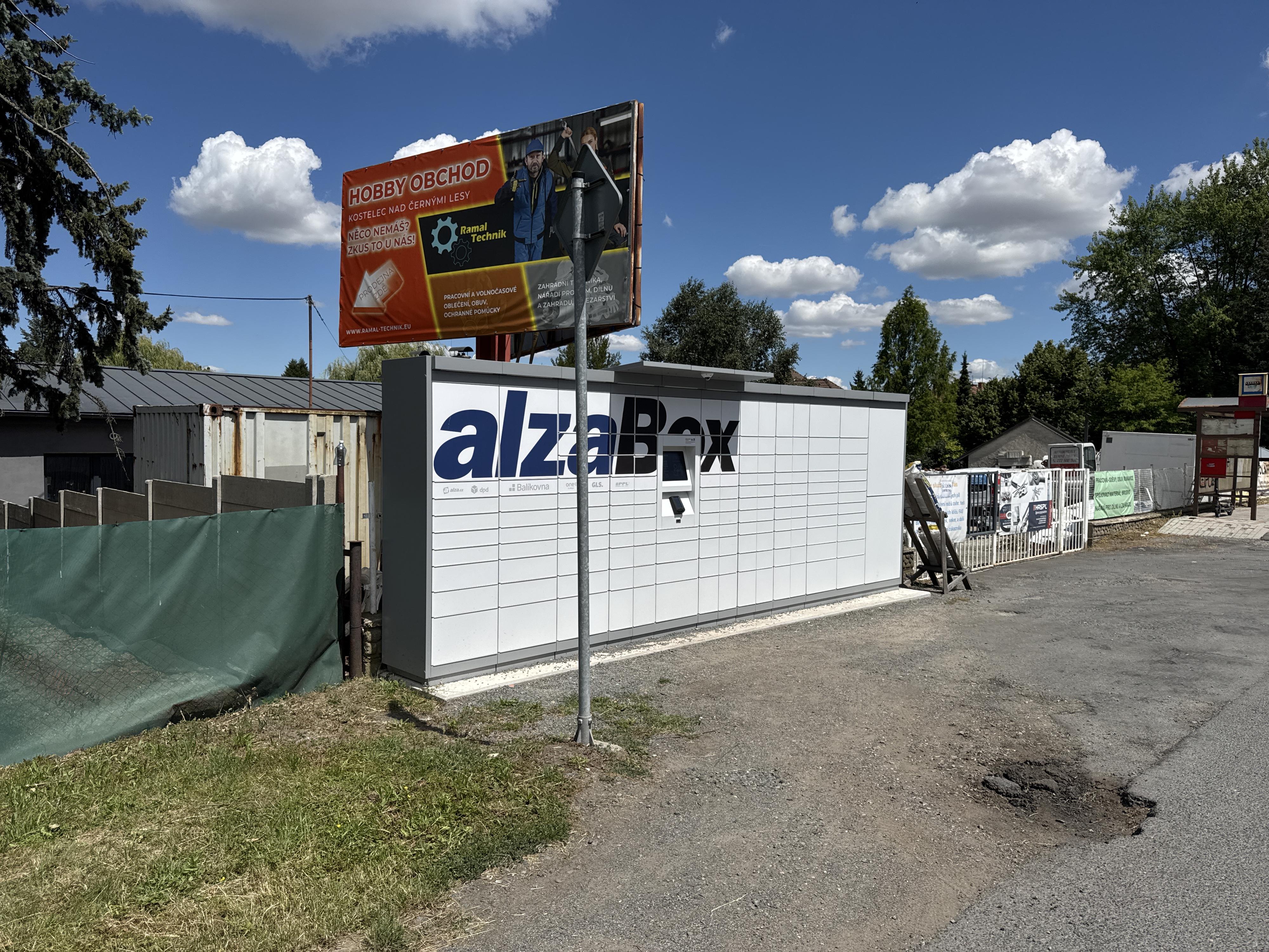 AlzaBox