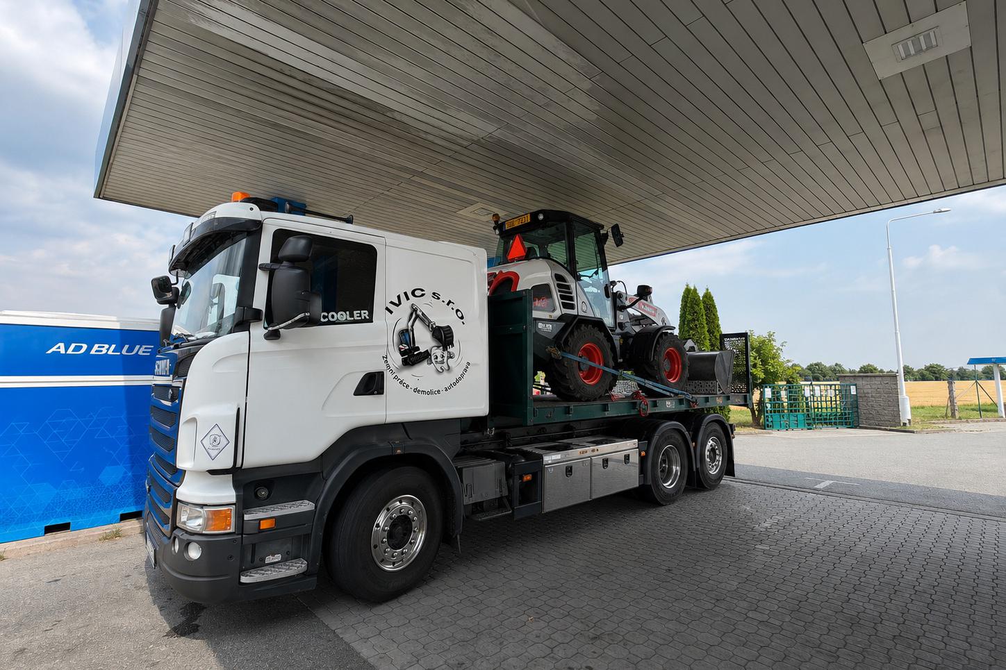 Doprava stavebních strojů a nákladu do 18 t