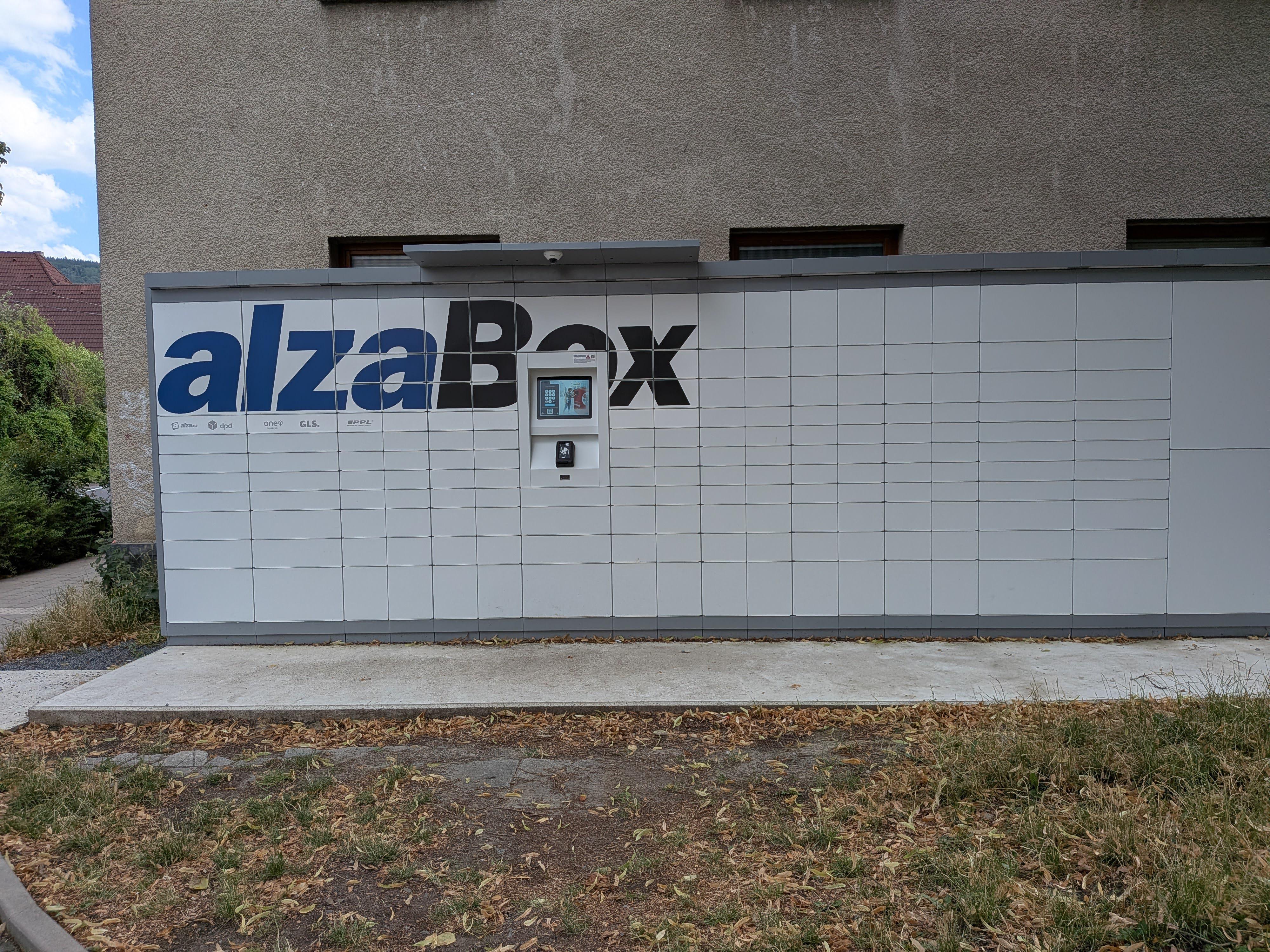 AlzaBox