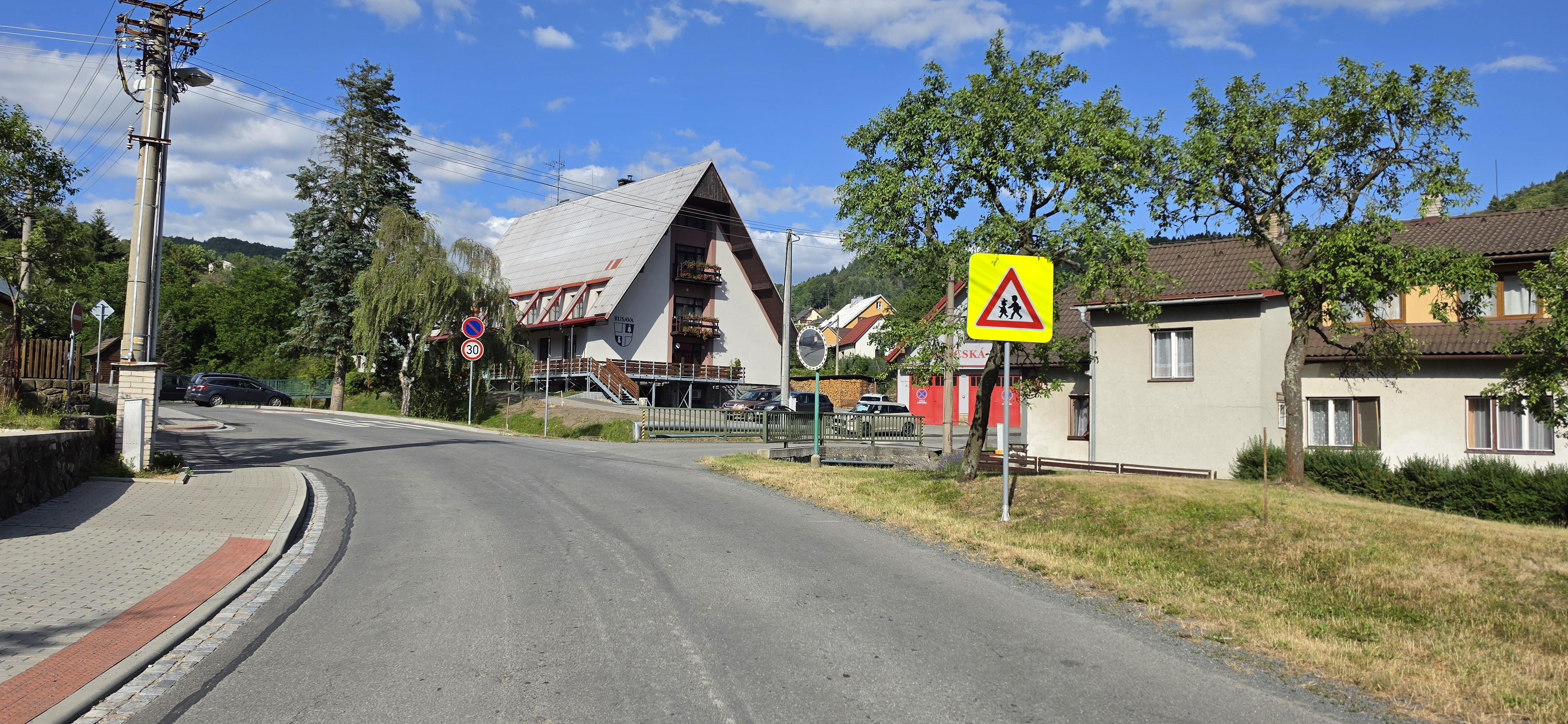 Rusava - obecní úřad foto 3