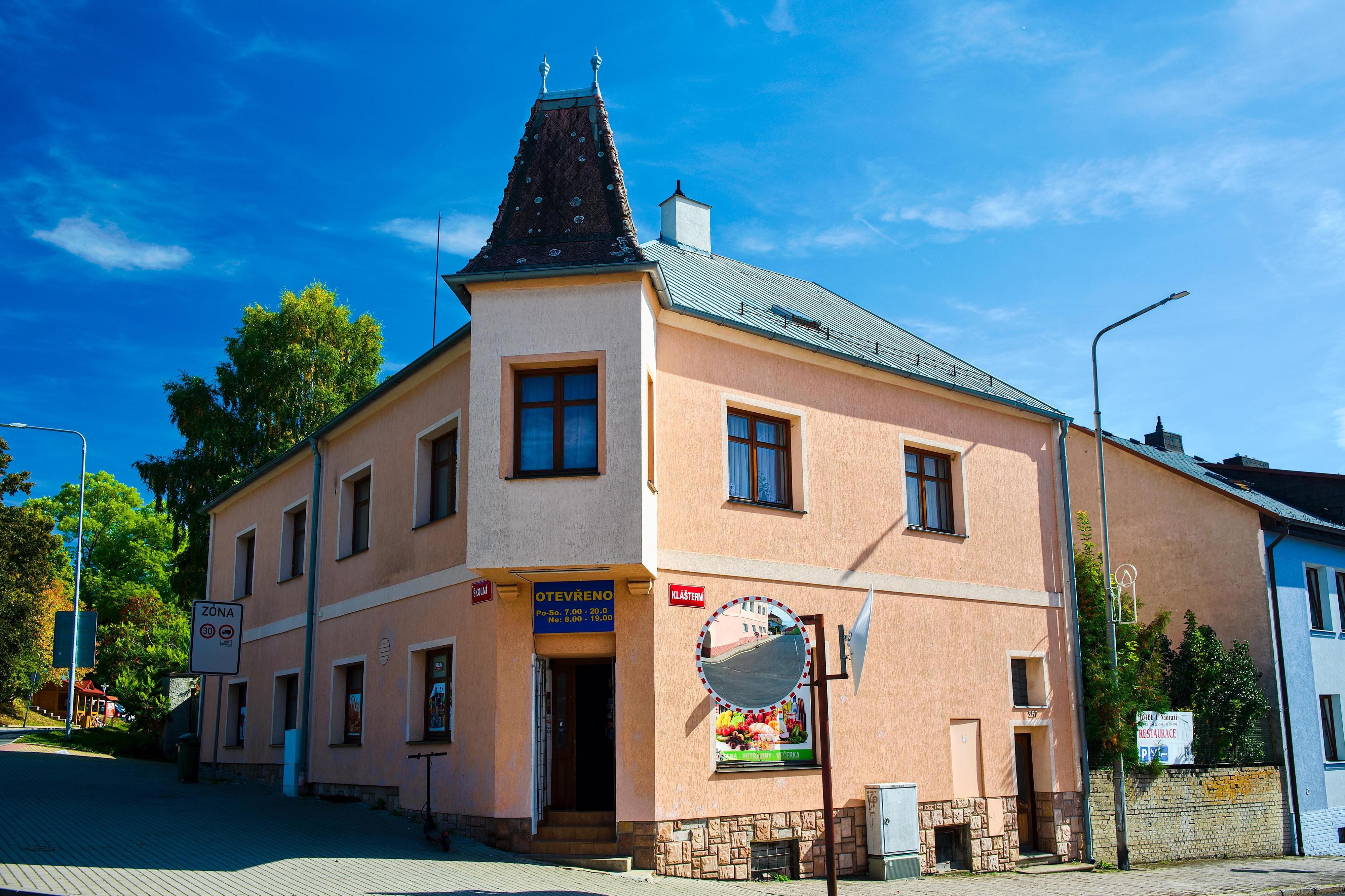 Potraviny Klášterní