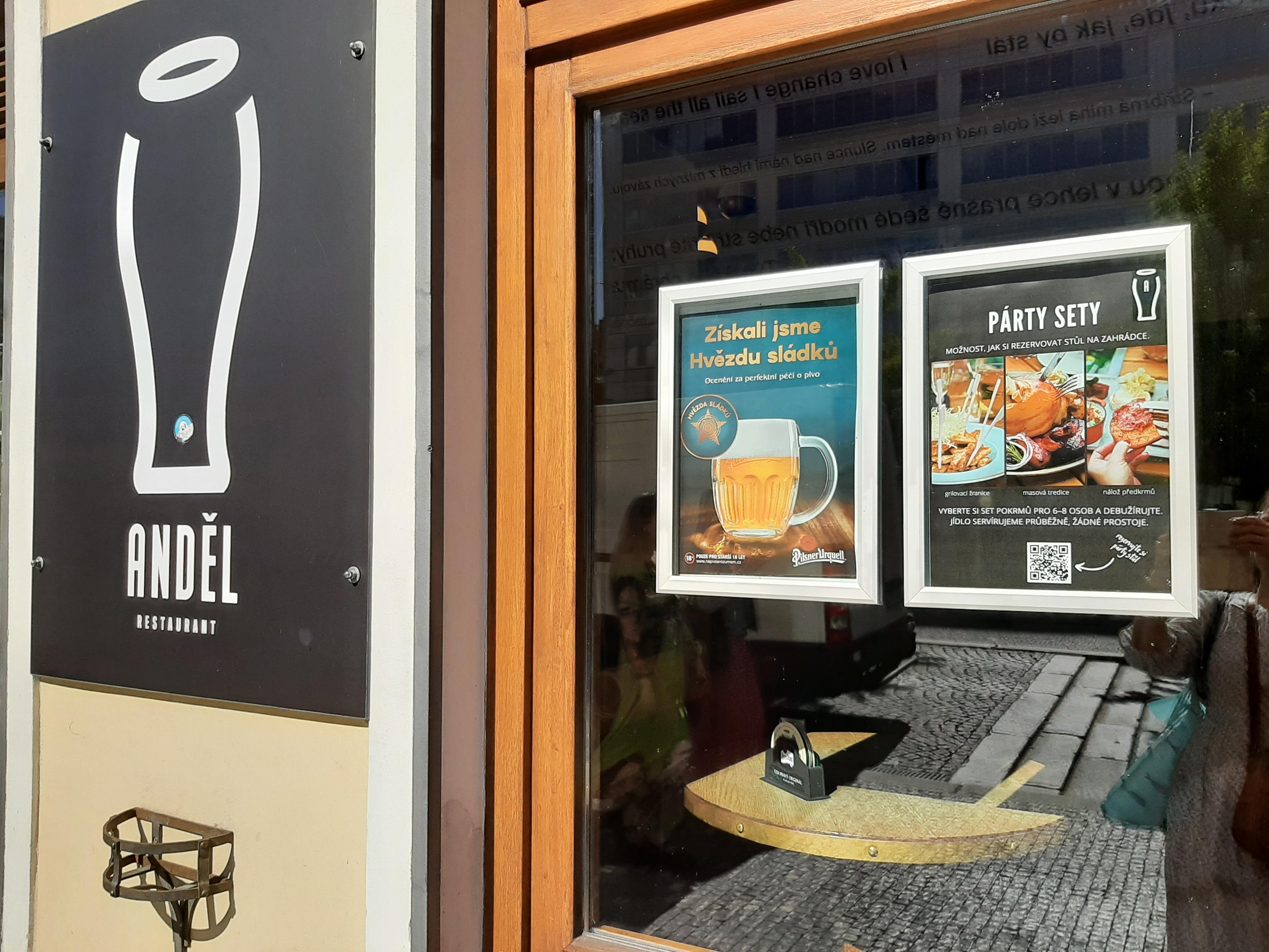 Plzeňský restaurant Anděl foto 5