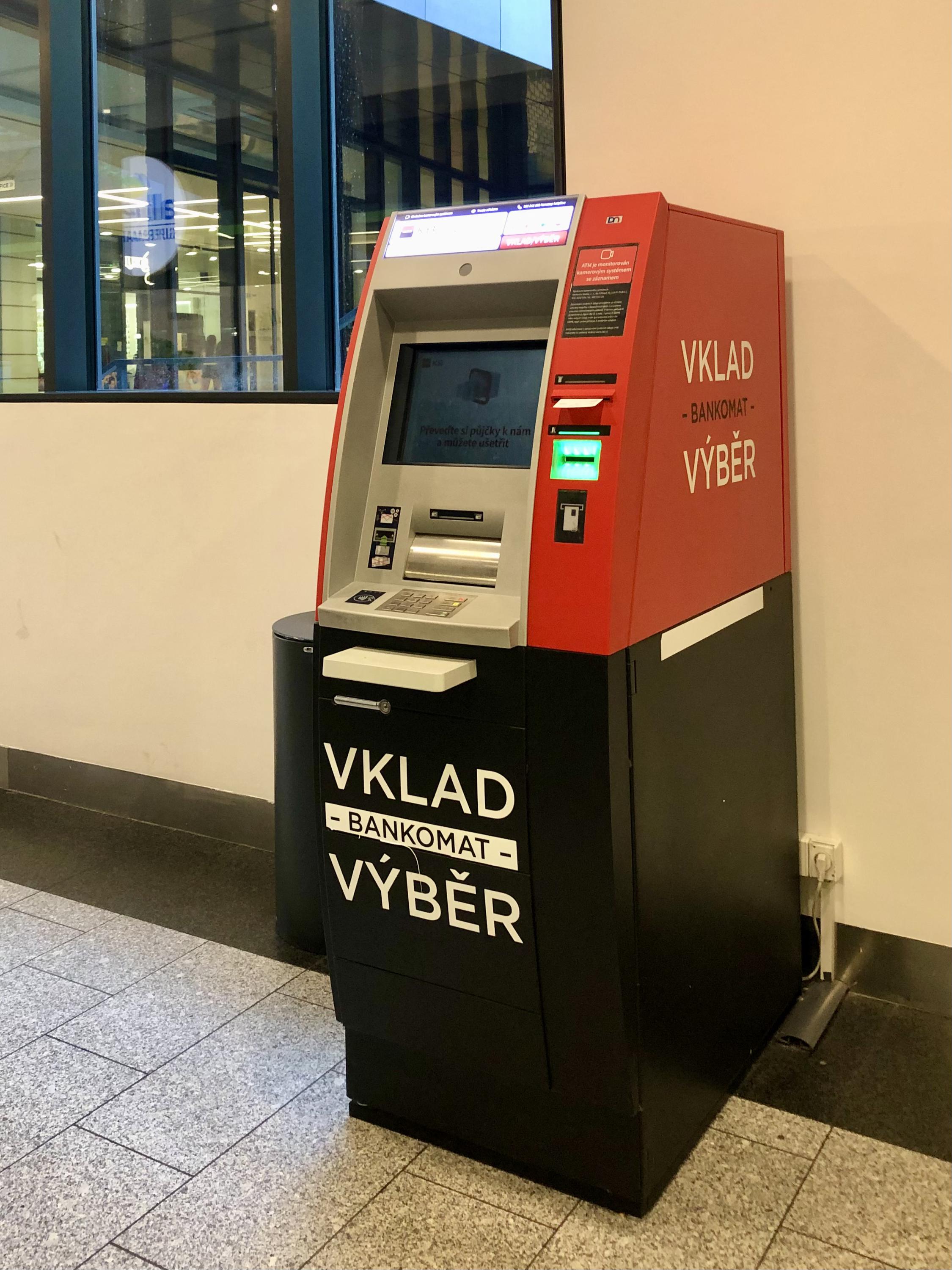 Bankomat Komerční banky foto 3