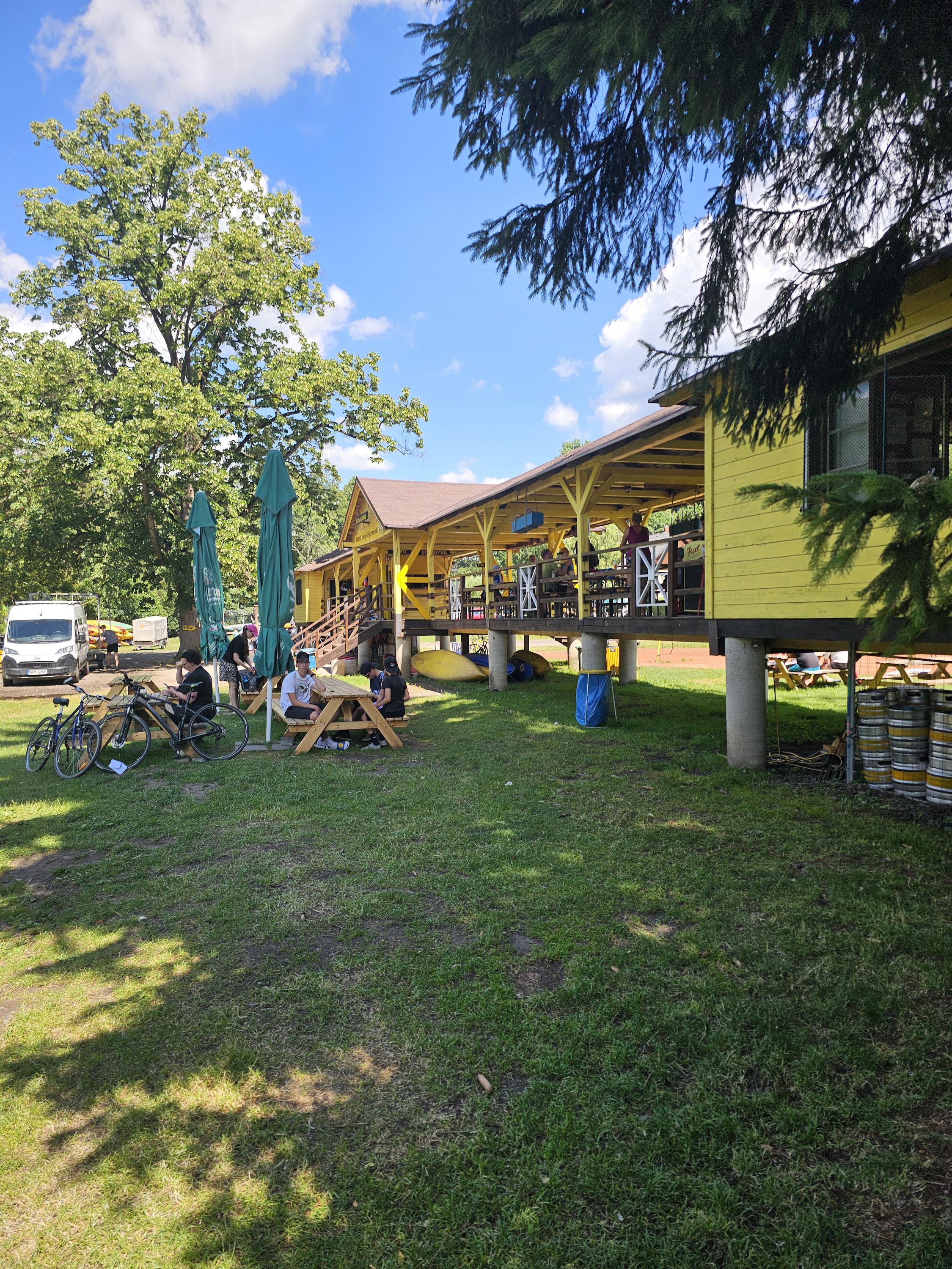Bistro Žlutá plovárna foto 4