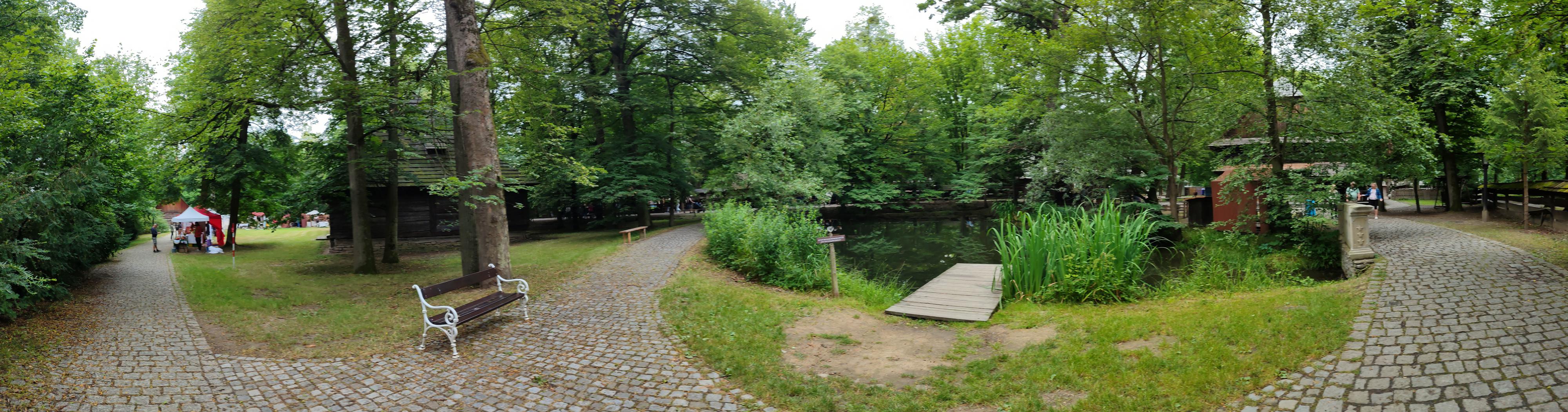 Valašské muzeum v přírodě - Dřevěné městečko foto 6