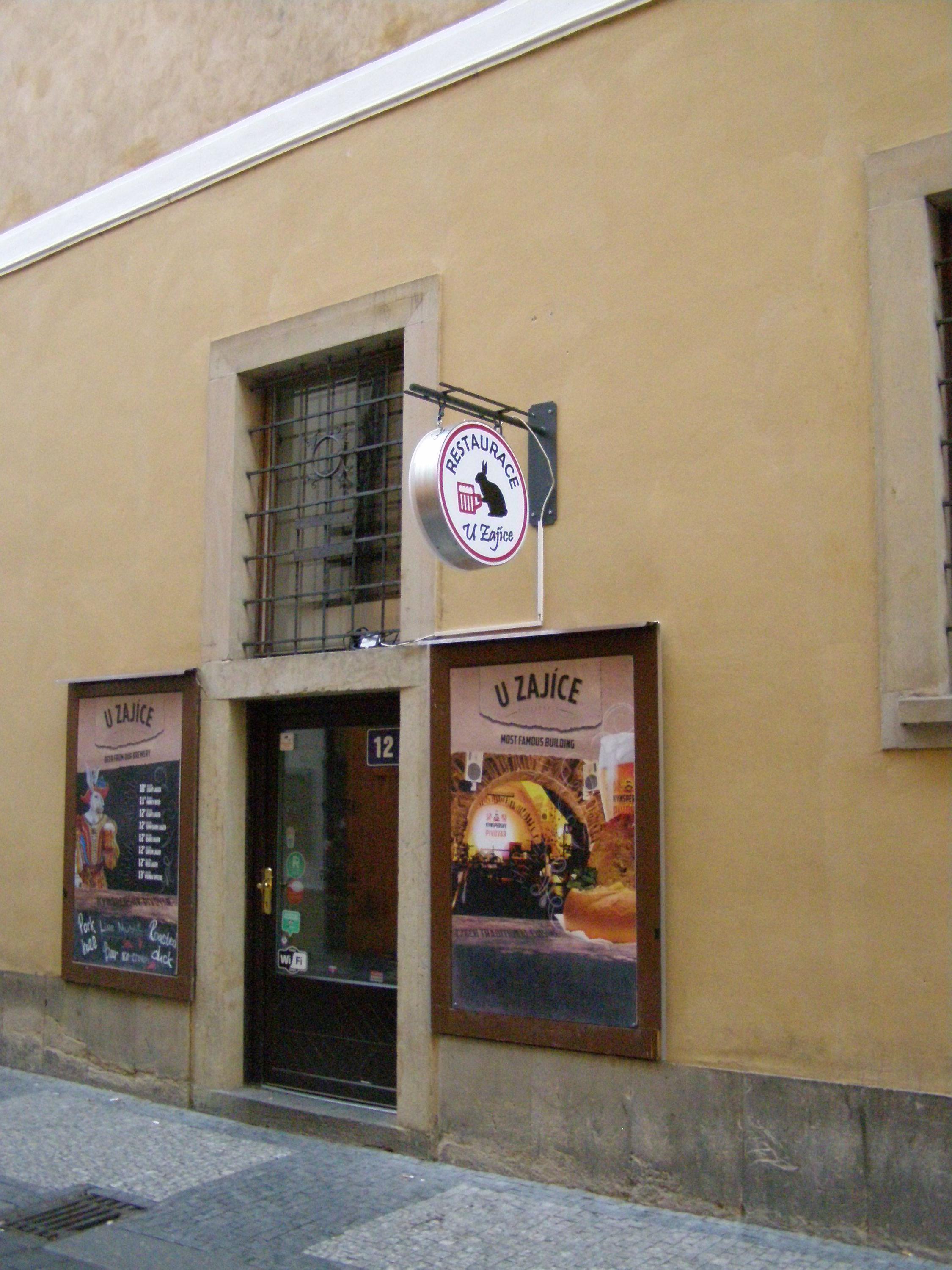 Restaurace U Zajíce foto 3