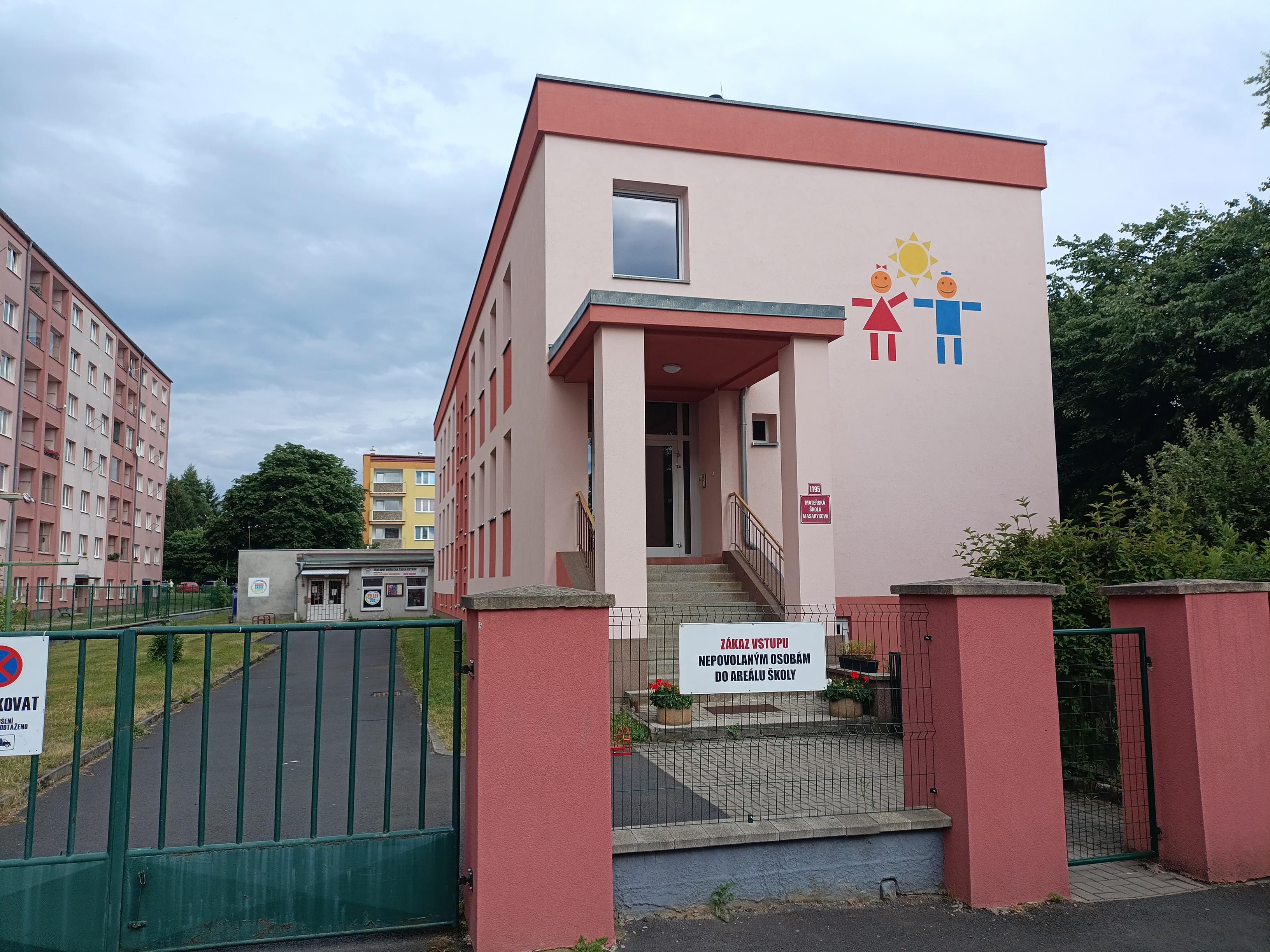 MŠ Ostrov, Masarykova foto 2