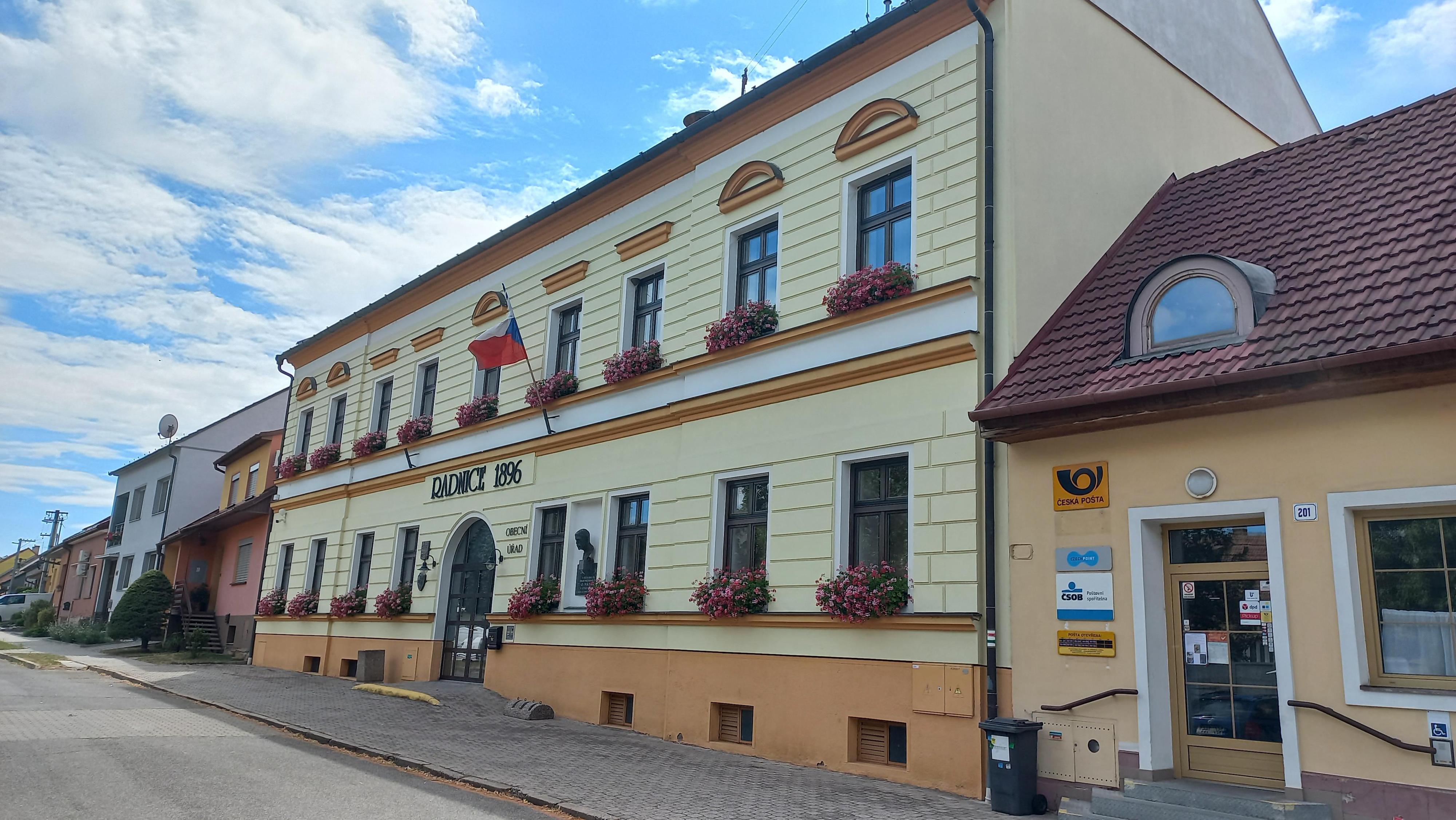 Mutěnice - obecní úřad foto 4