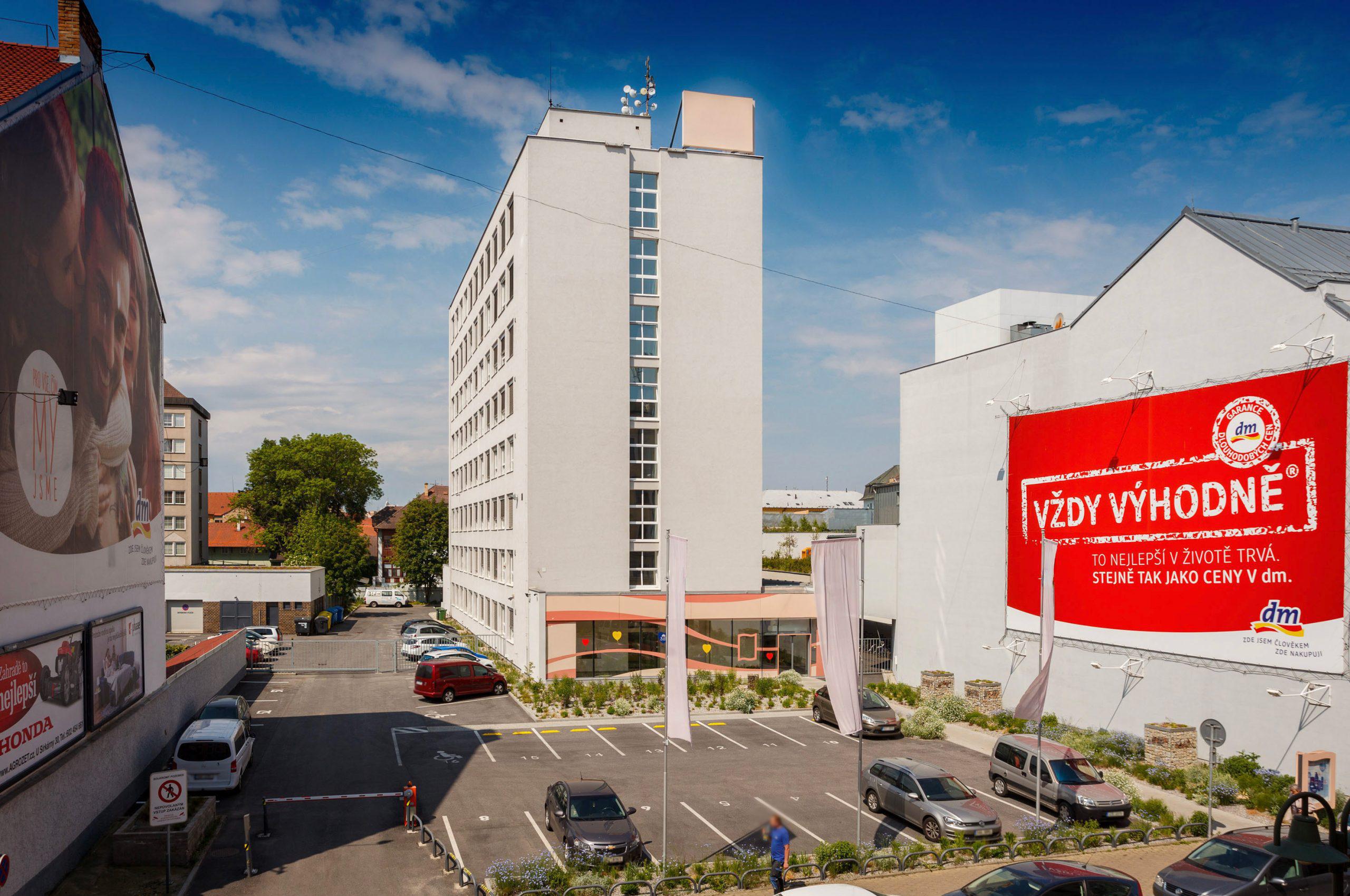 Jeronymova 19 – Office & Parking