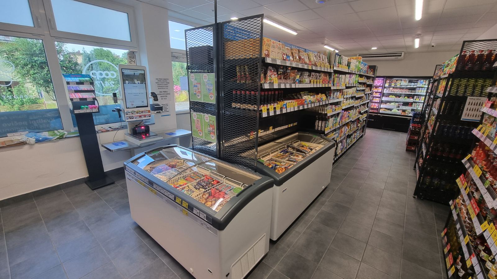 KONZUM 24/7 foto 3