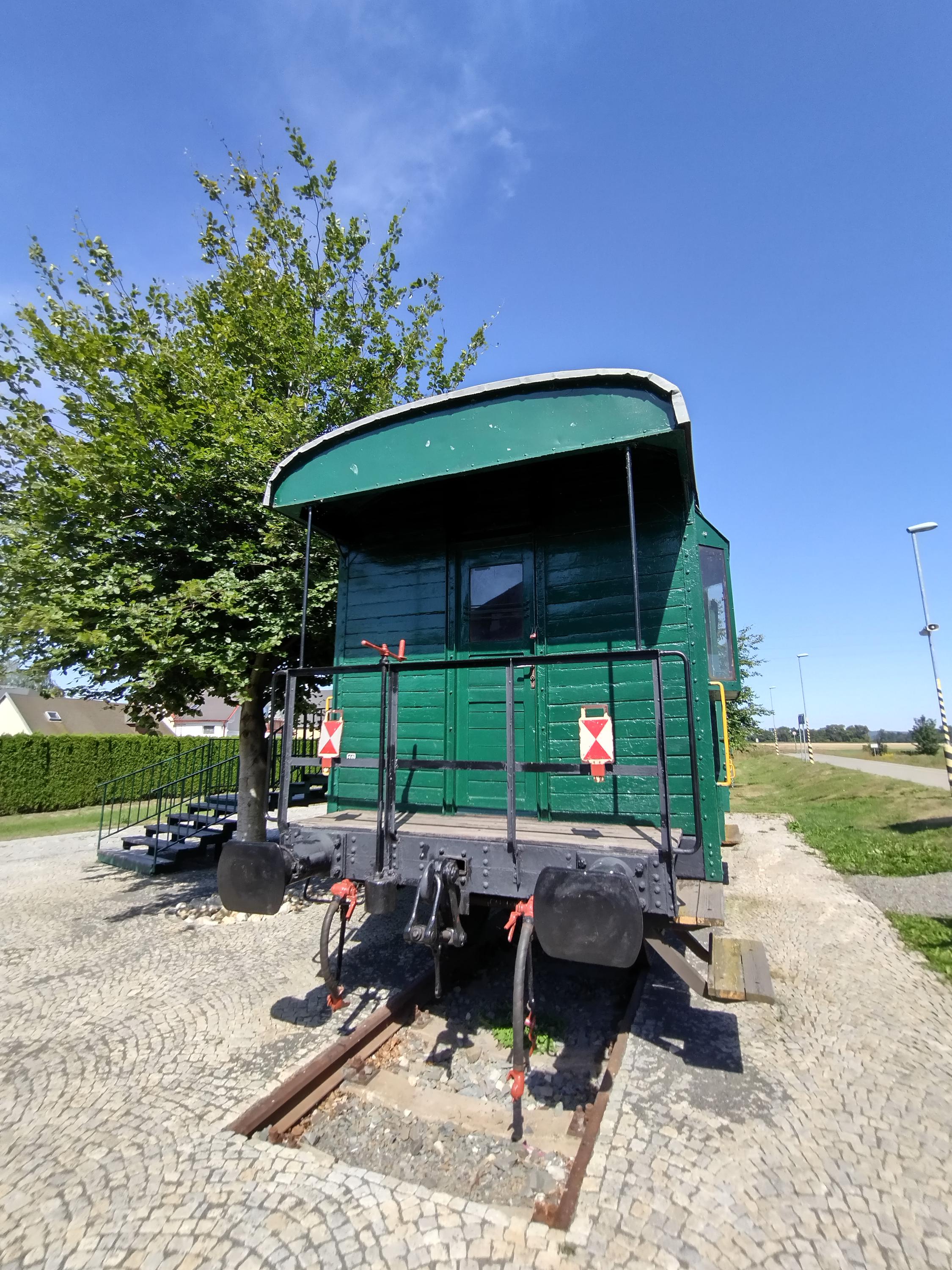 Cesta nikam – minipenzion na kolejích foto 3