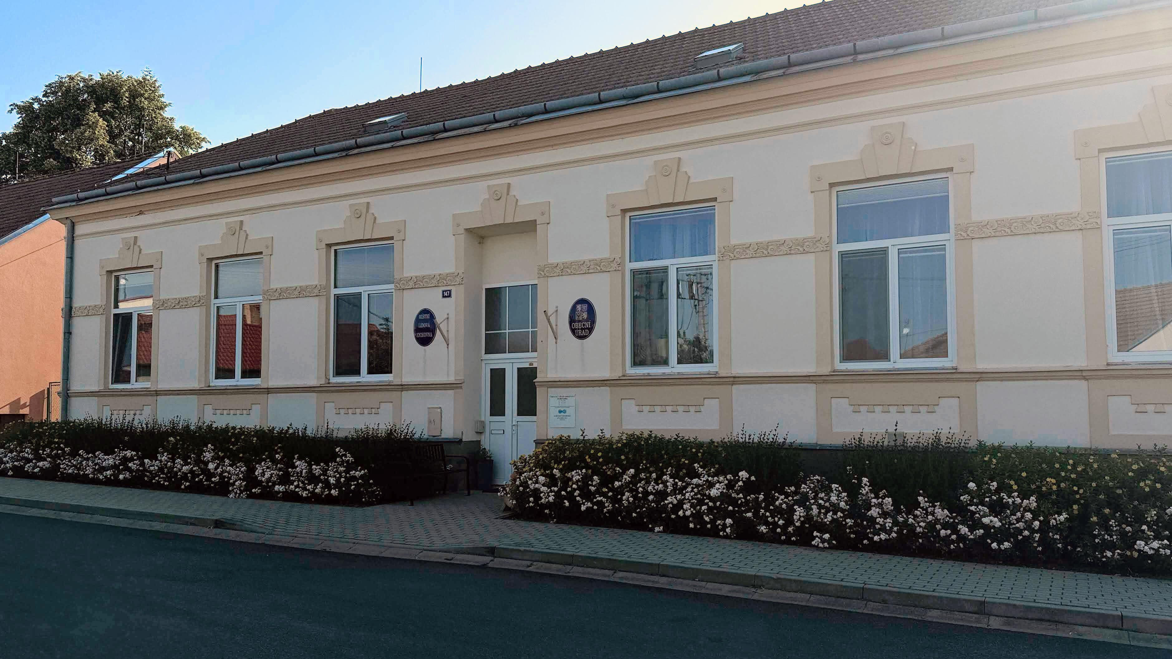 Krhovice - obecní úřad foto 3