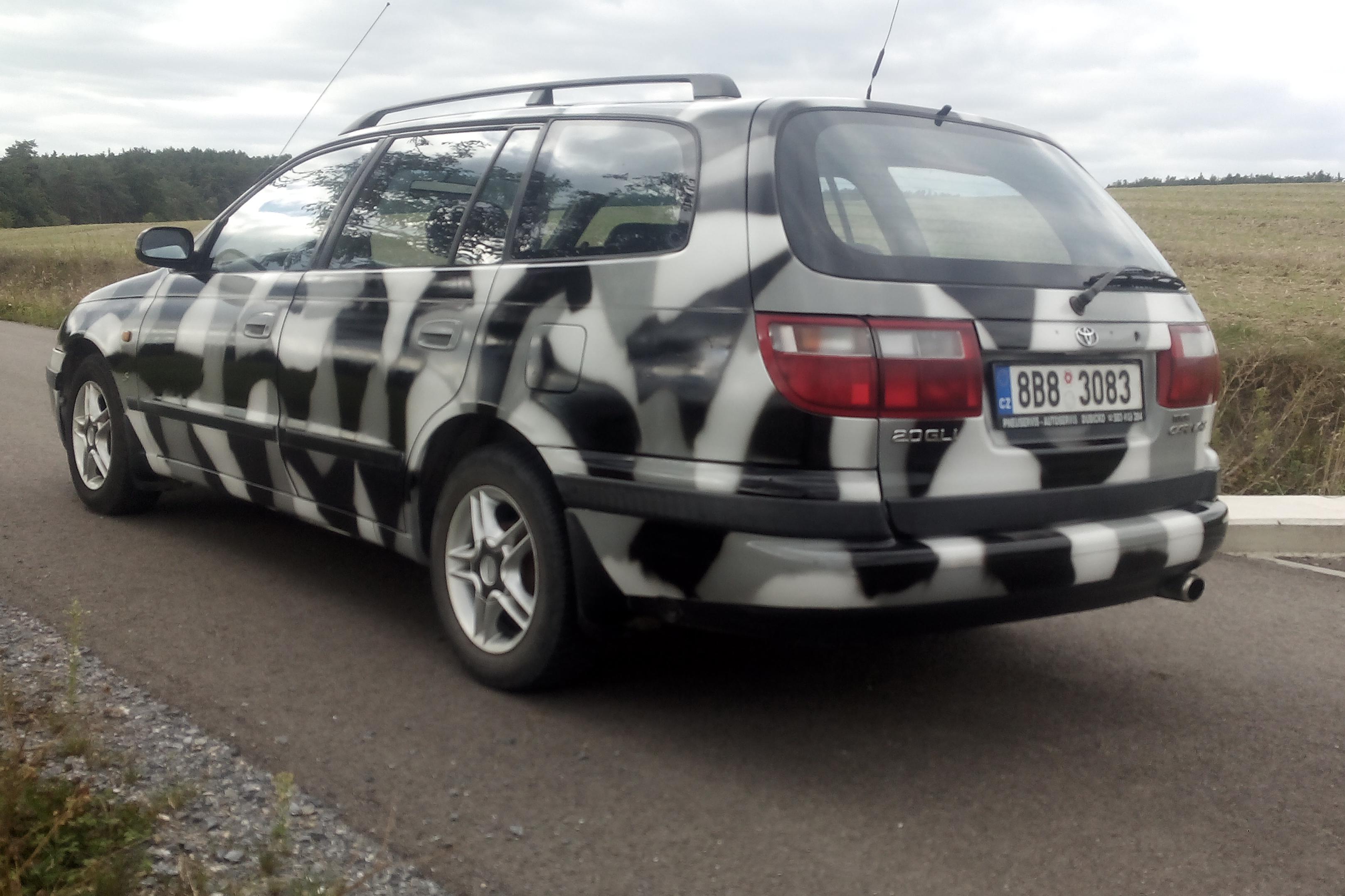 Autoklempíř Lukáš Tioka