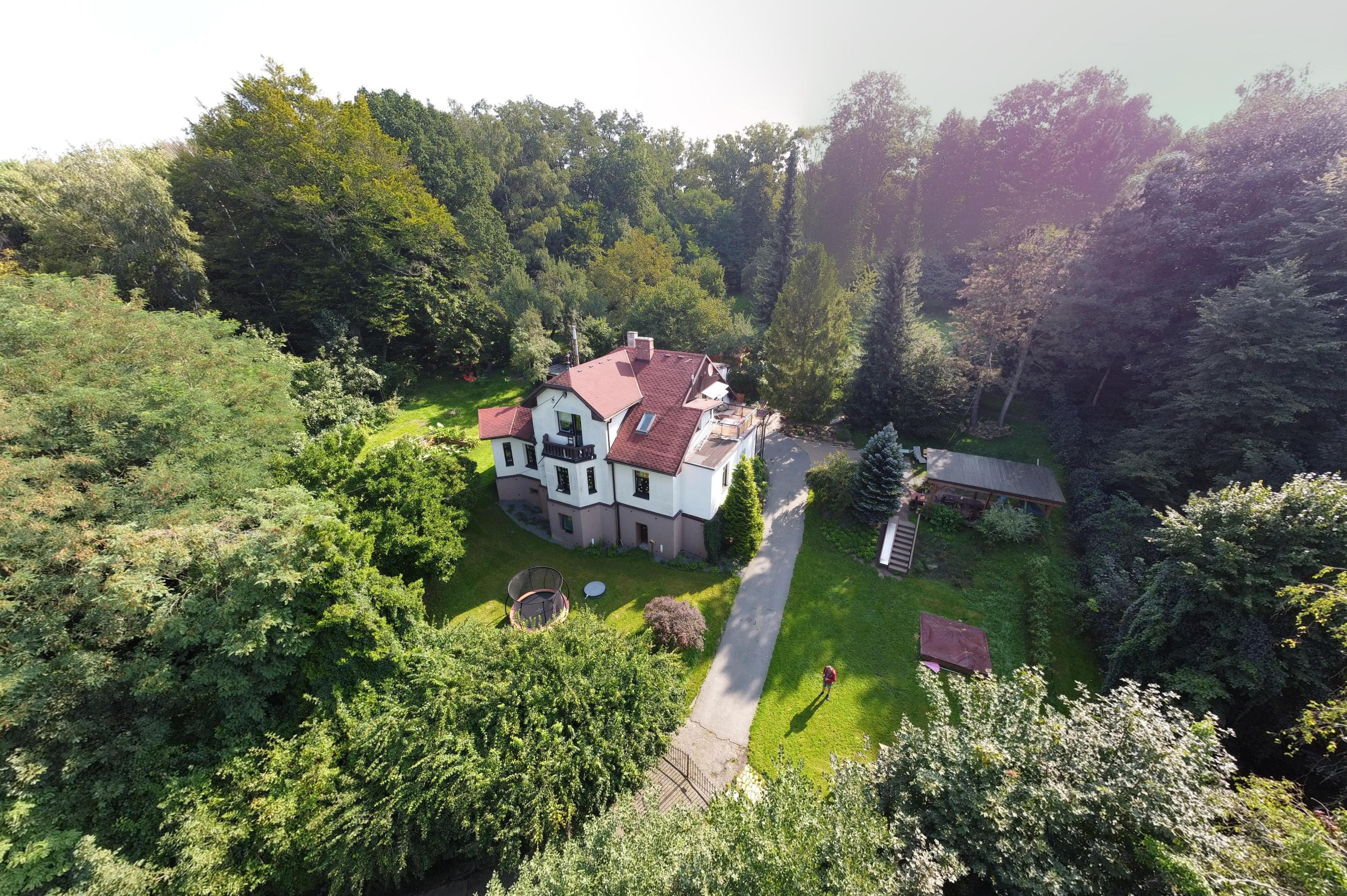 Školička u lesa - DS Rajská