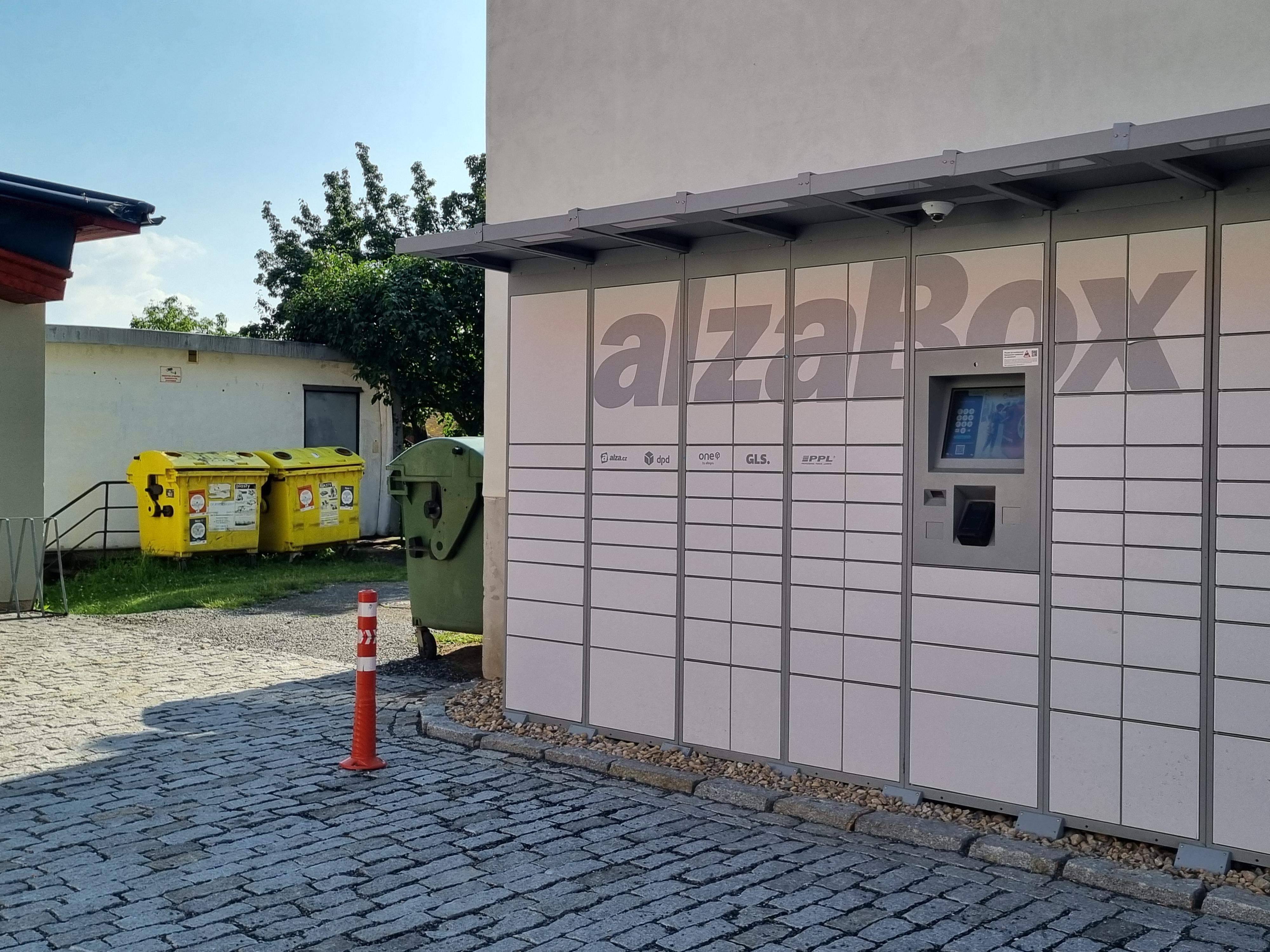 AlzaBox