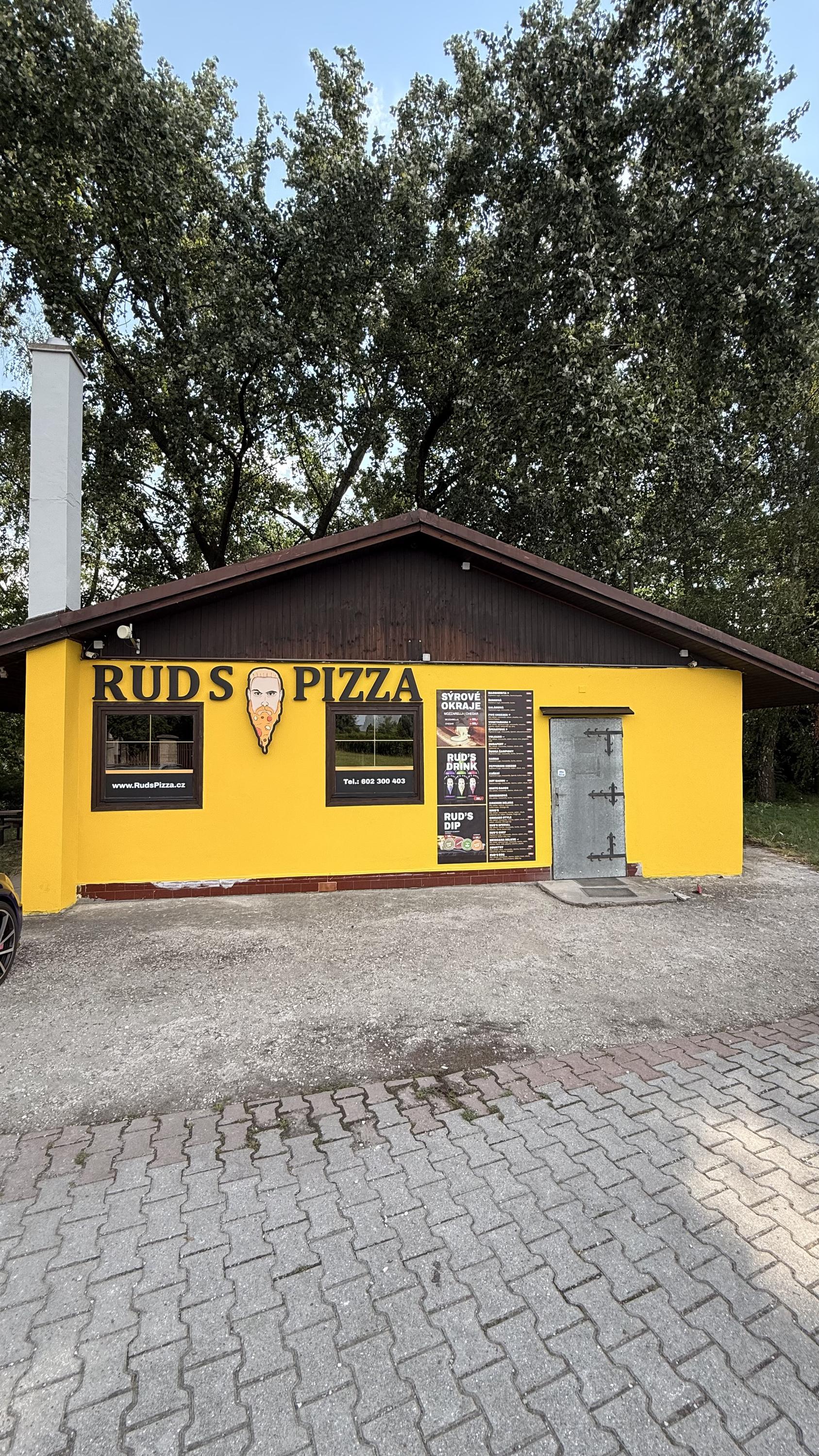 Rud's pizza foto 1
