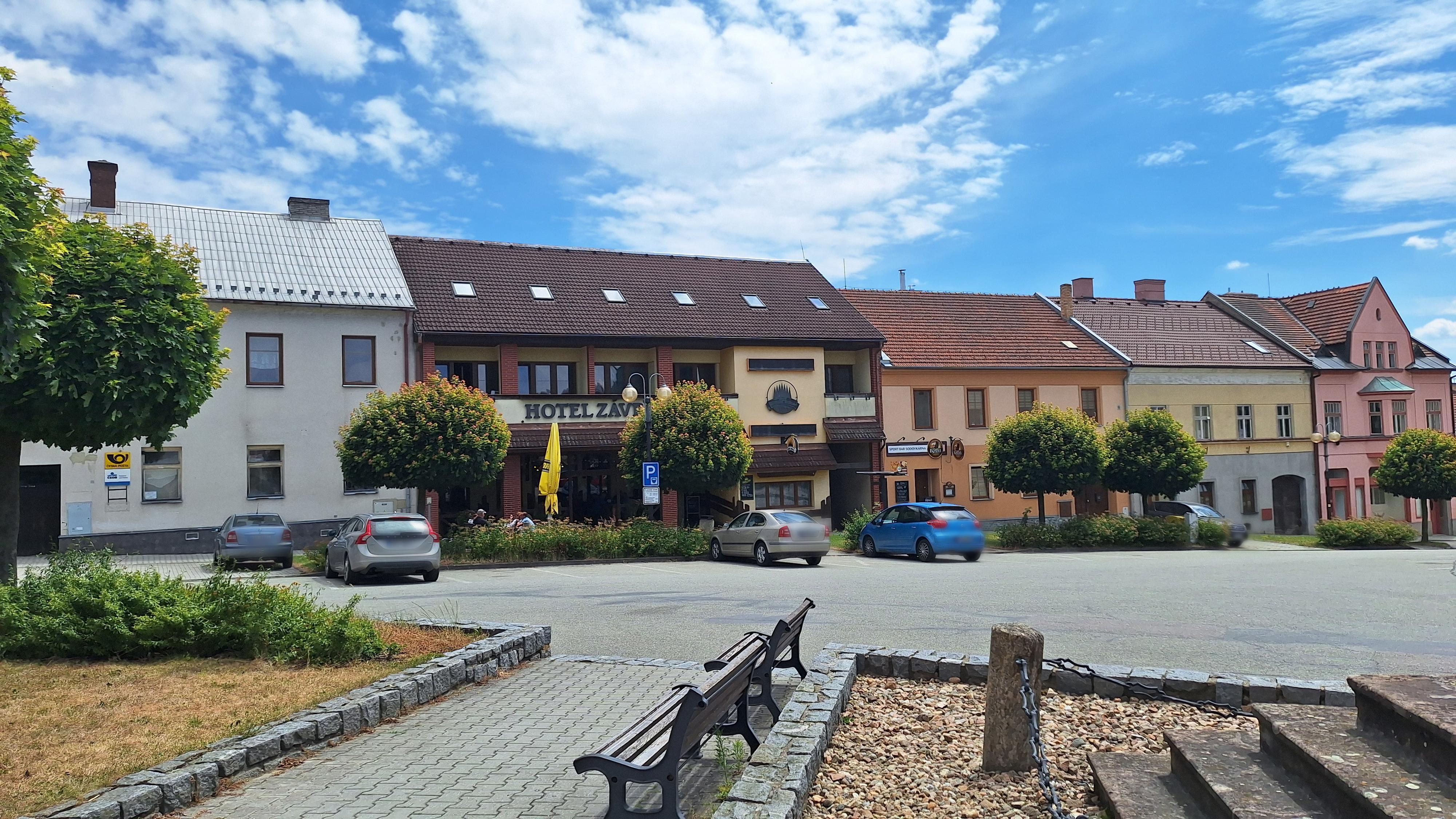 Restaurace hotelu Závrší