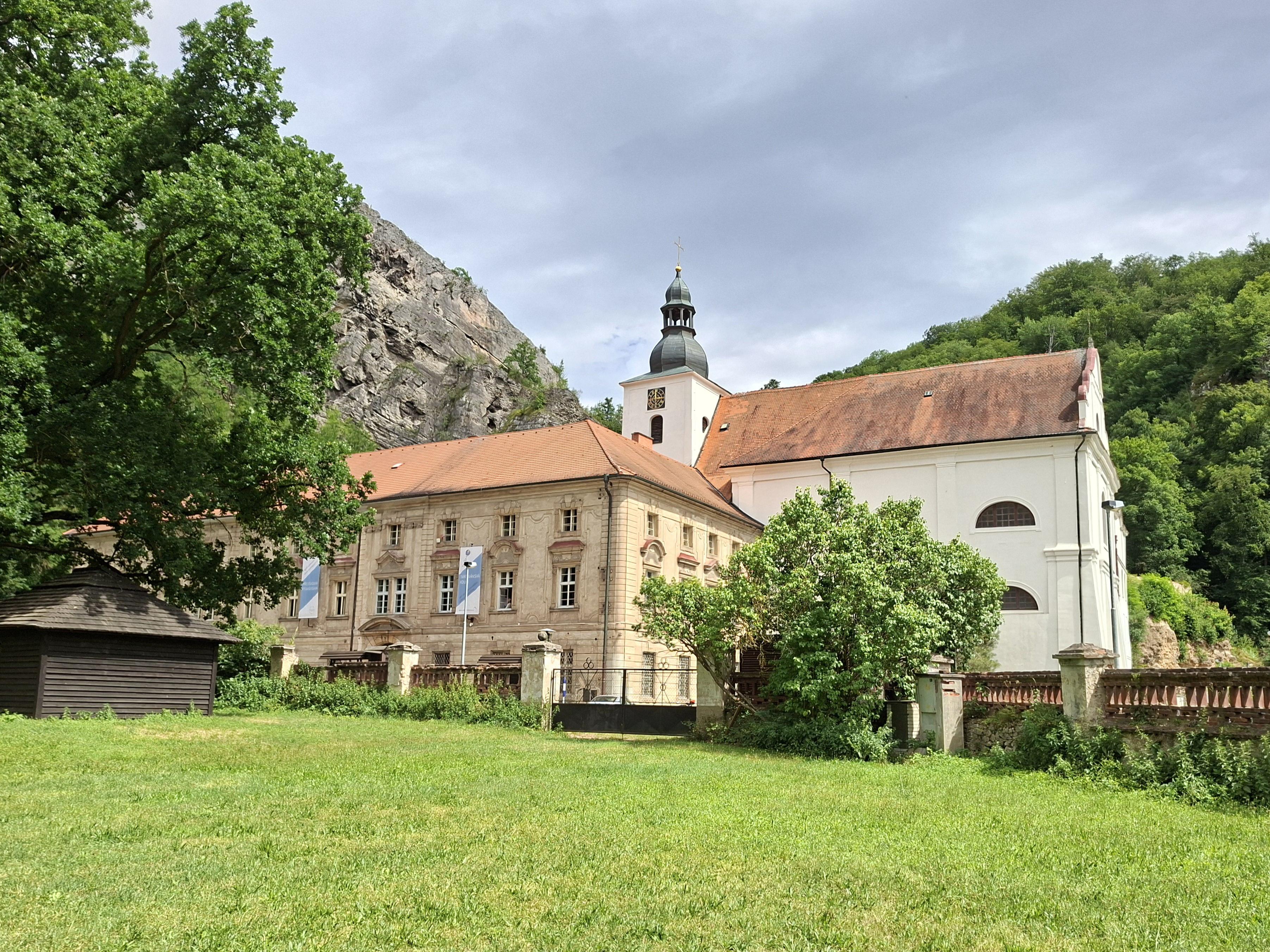 Svatojánská kolej - vyšší odborná škola pedagogická foto 6