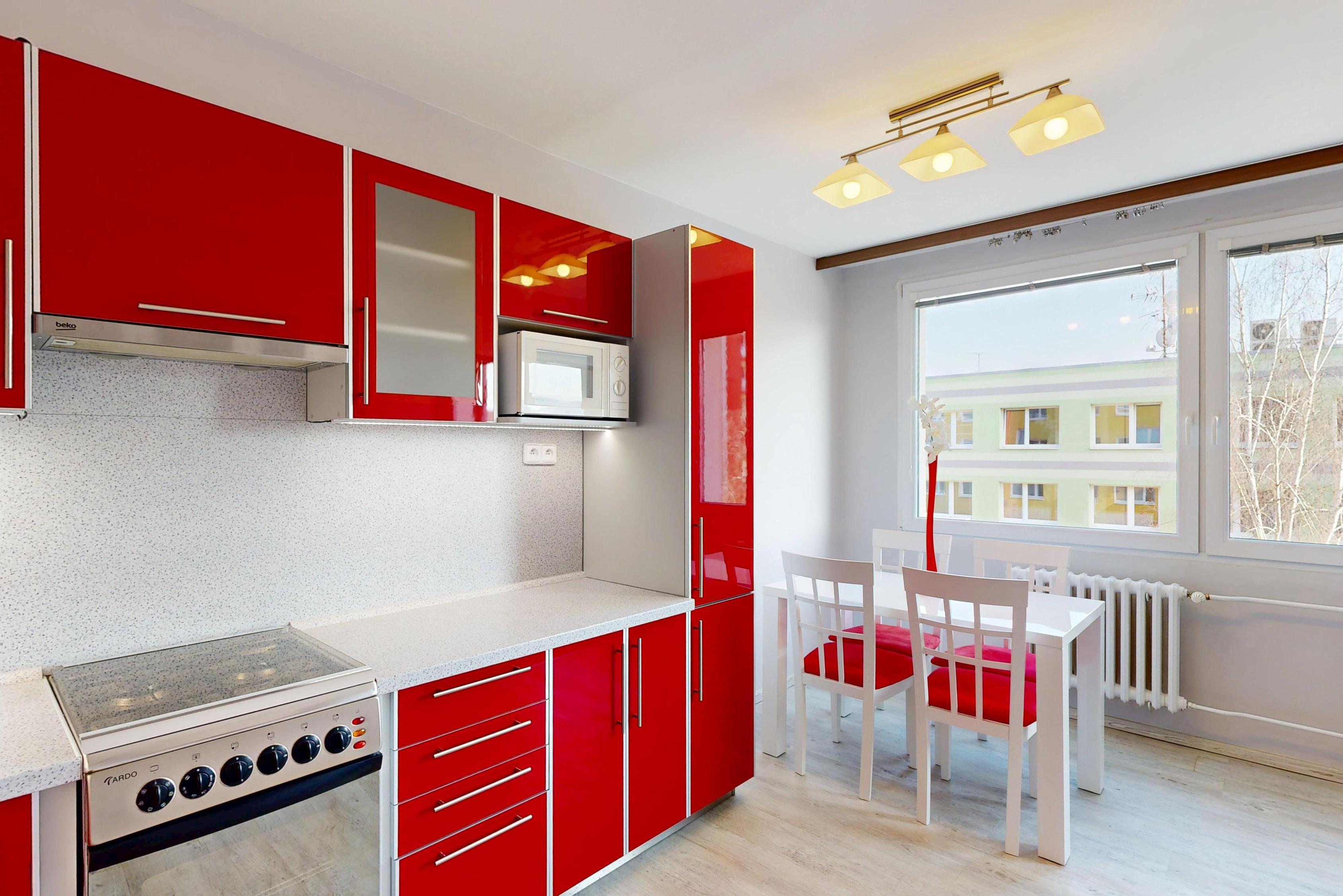 Prodej bytu 3+1 70m2 v Králově Dvoře
