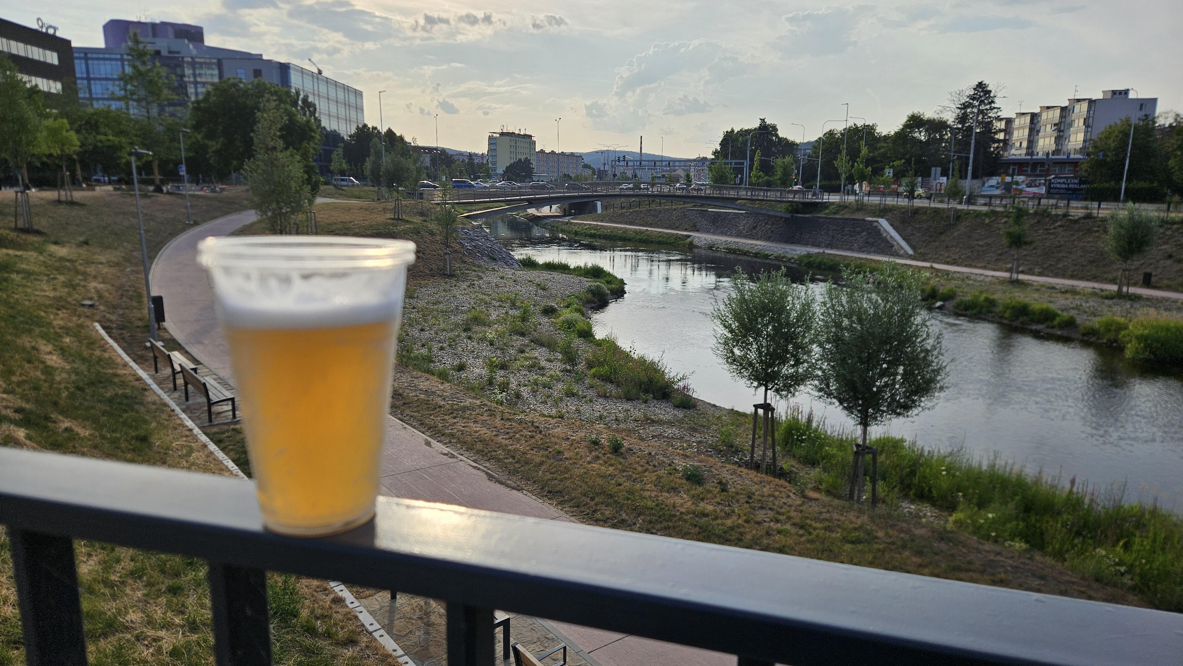 River Bar foto 1