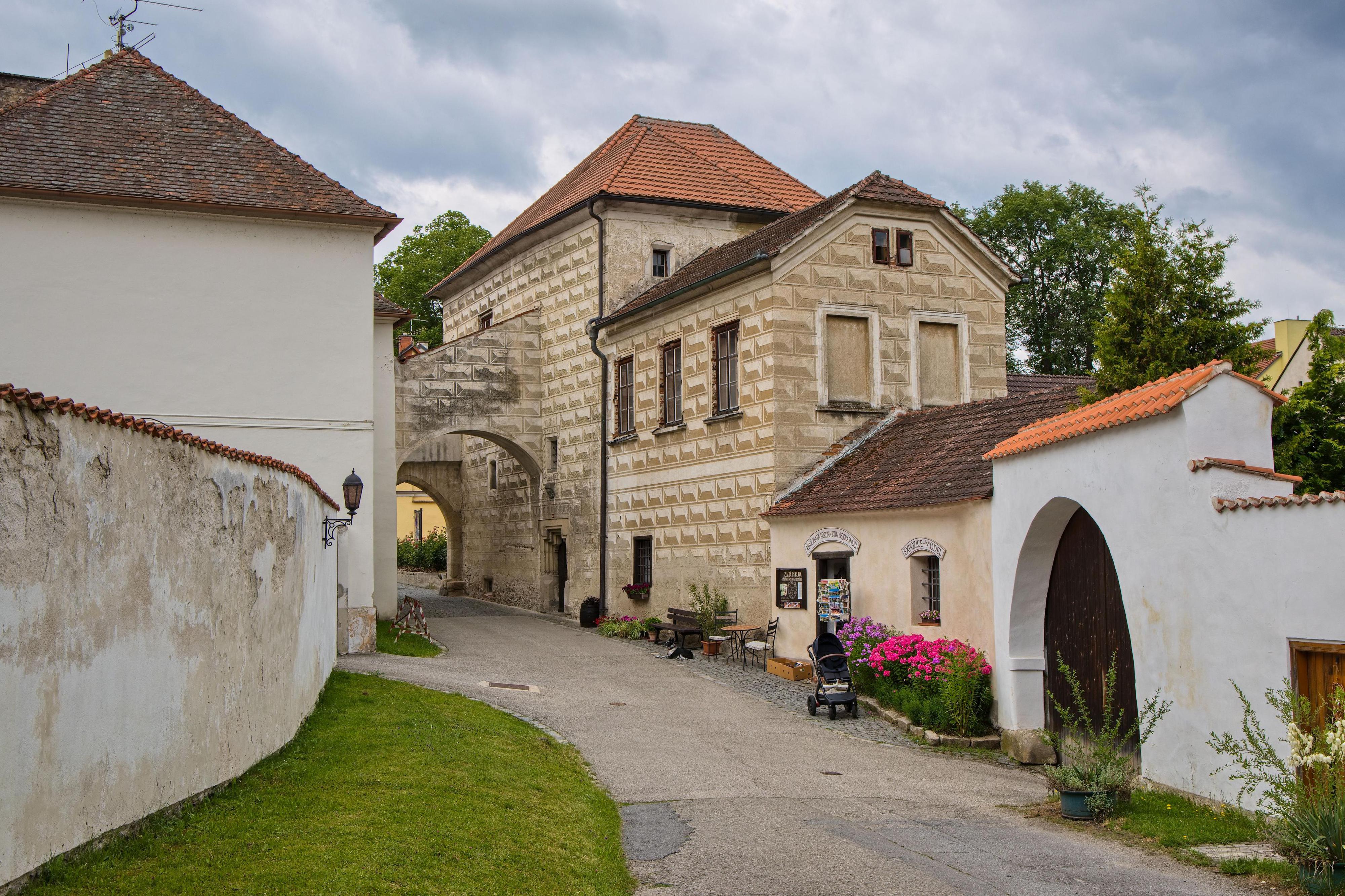 Antikvariát - model kláštera foto 2