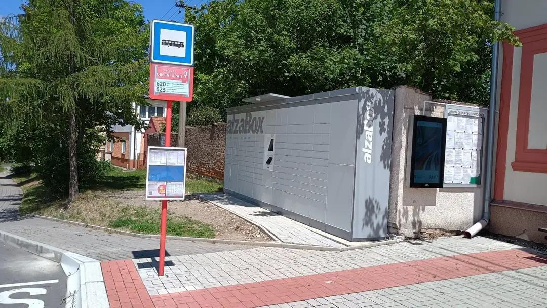 AlzaBox