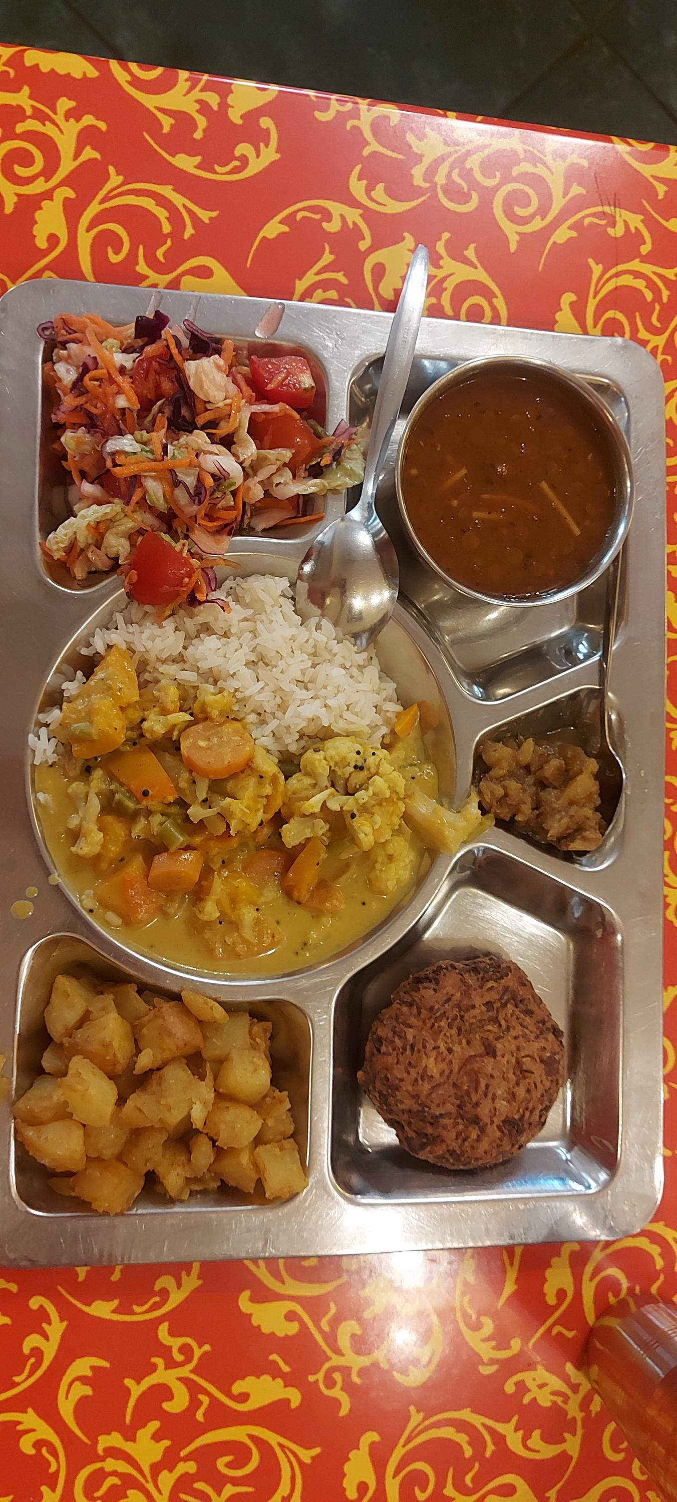 Vegetariánská restaurace Góvinda foto 4