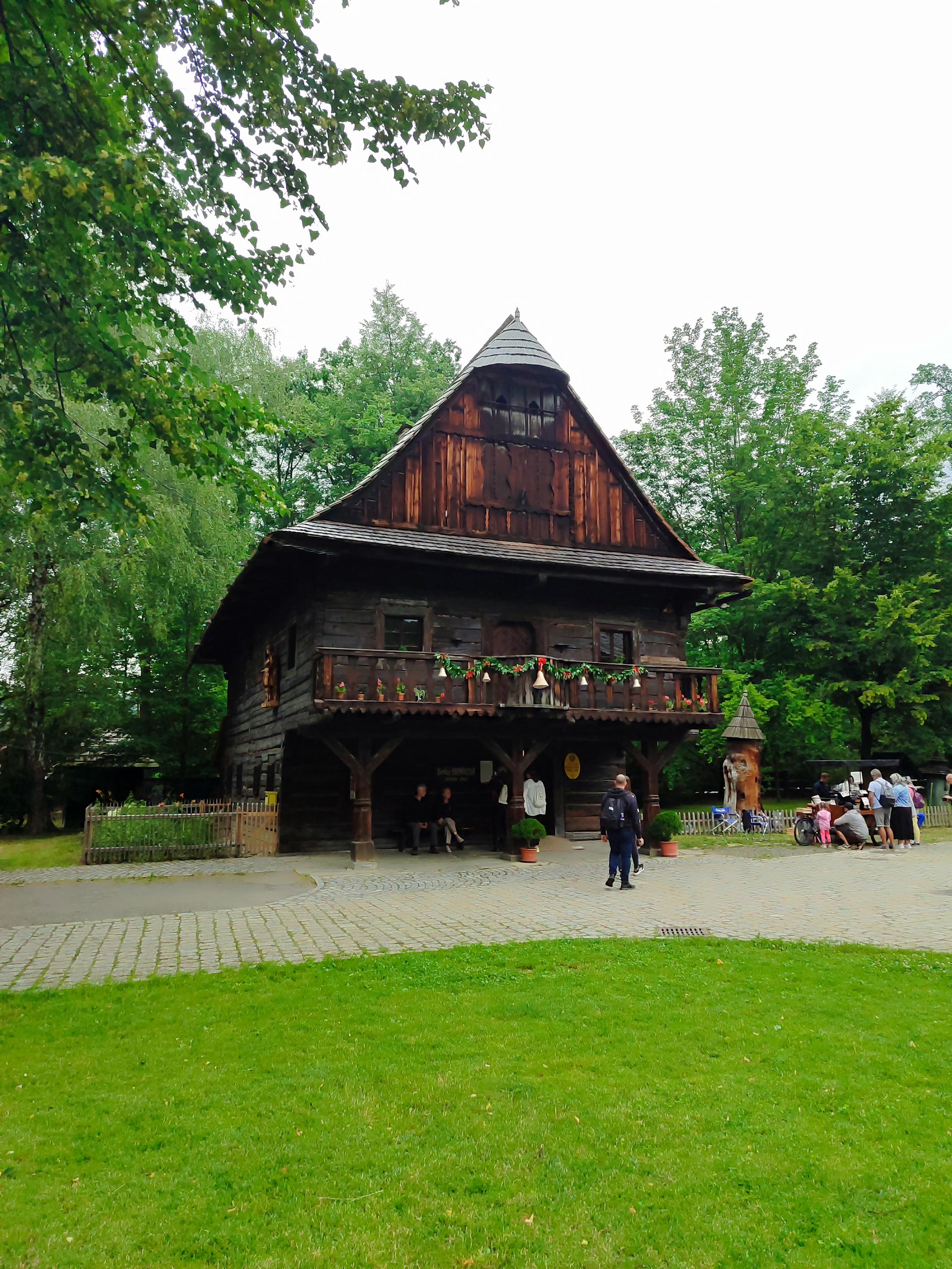 Valašské muzeum v přírodě - Dřevěné městečko foto 5
