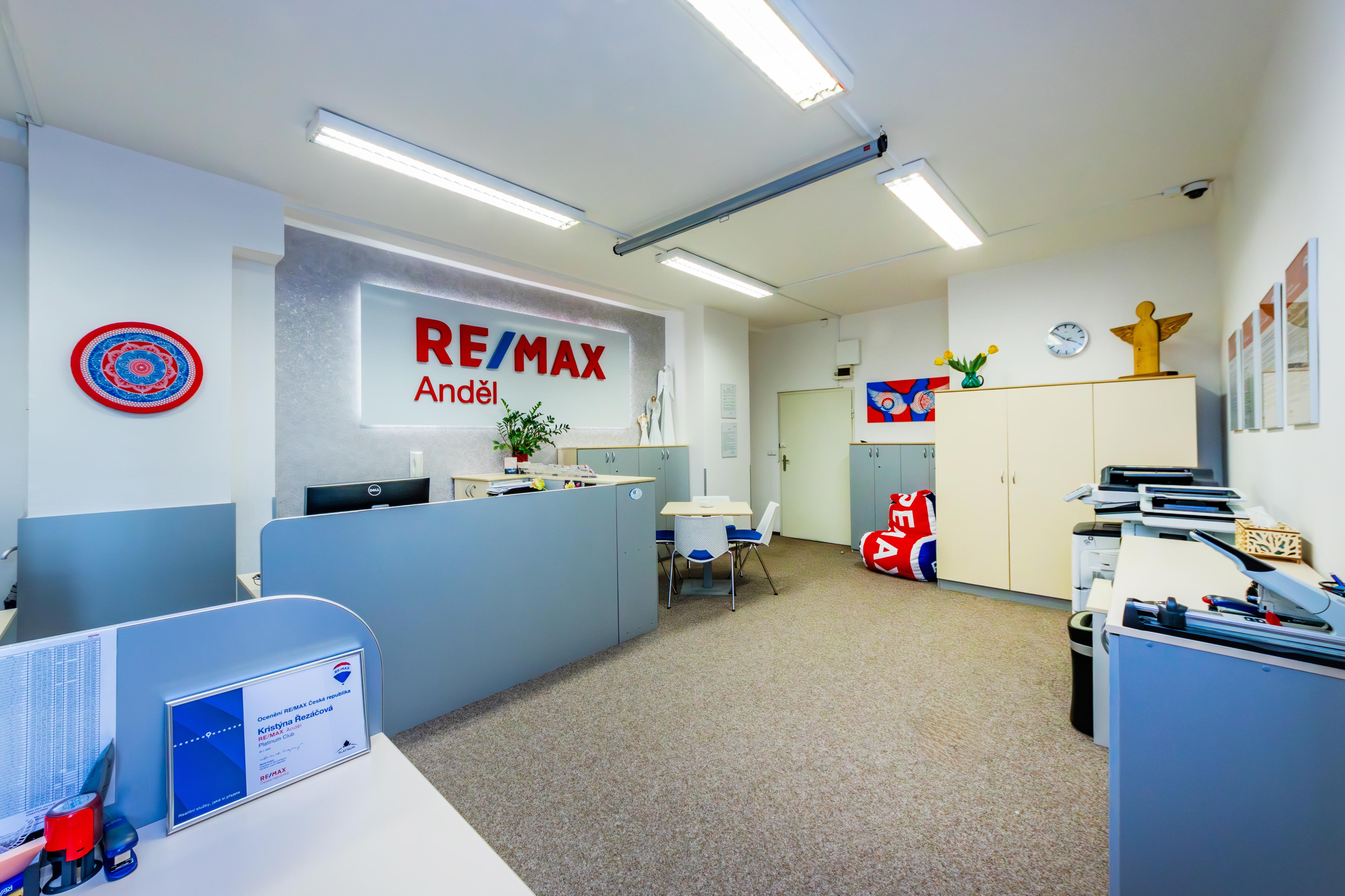 REMAX Anděl foto 3