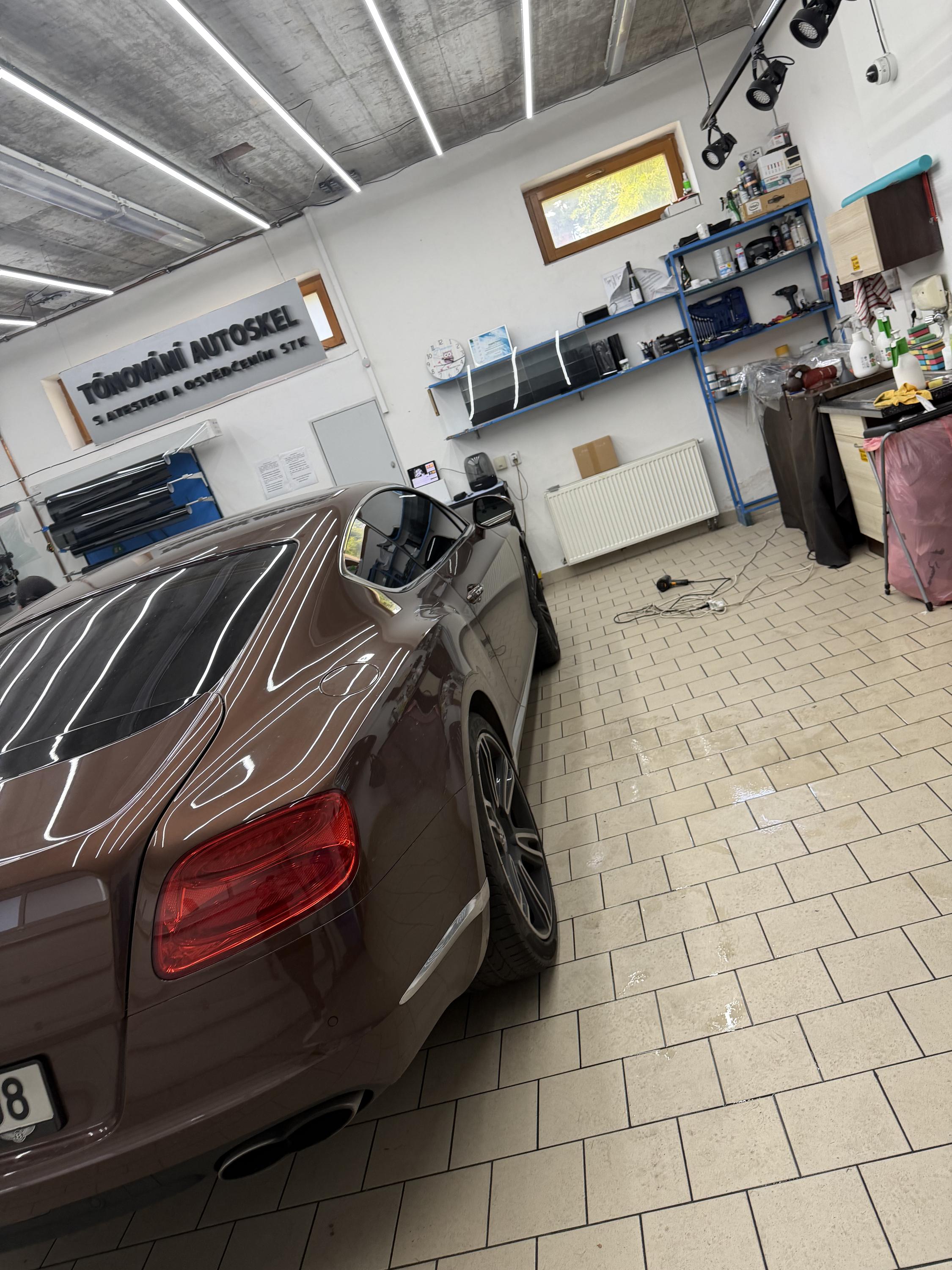Ievgenii Tkhoriev - Autofólie foto 6