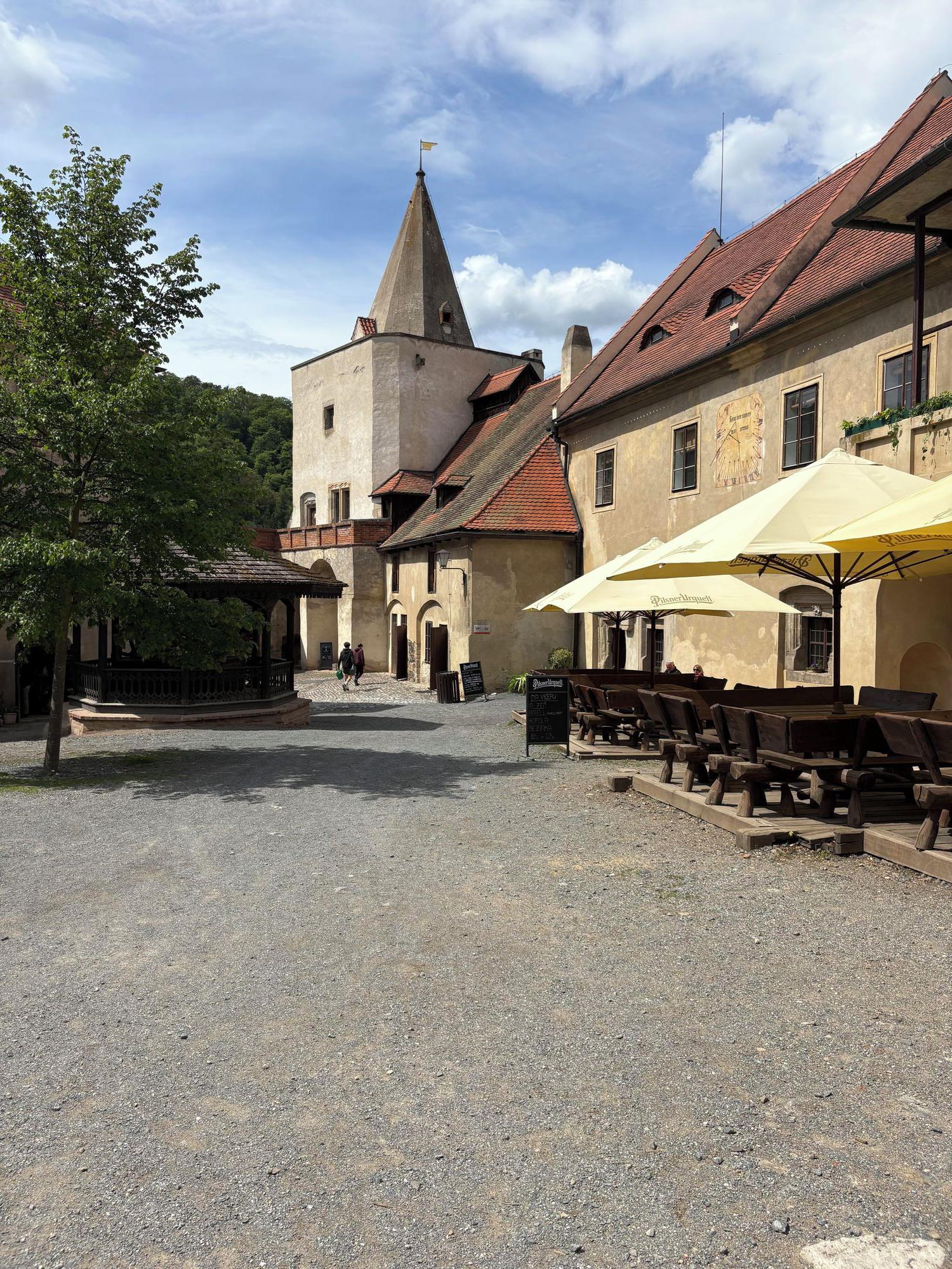 Restaurace Krčma foto 1