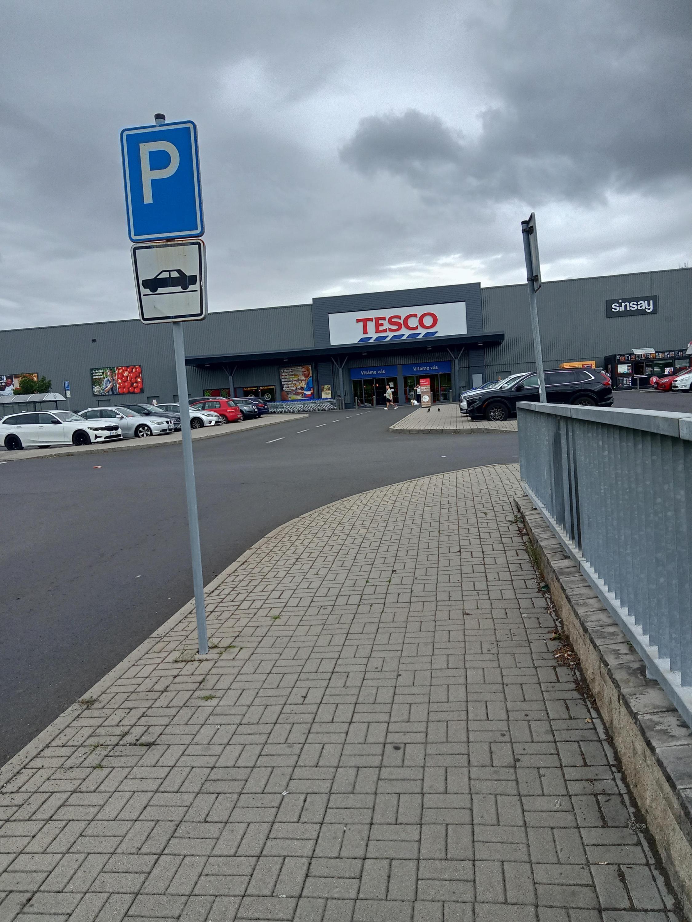 Tesco foto 4